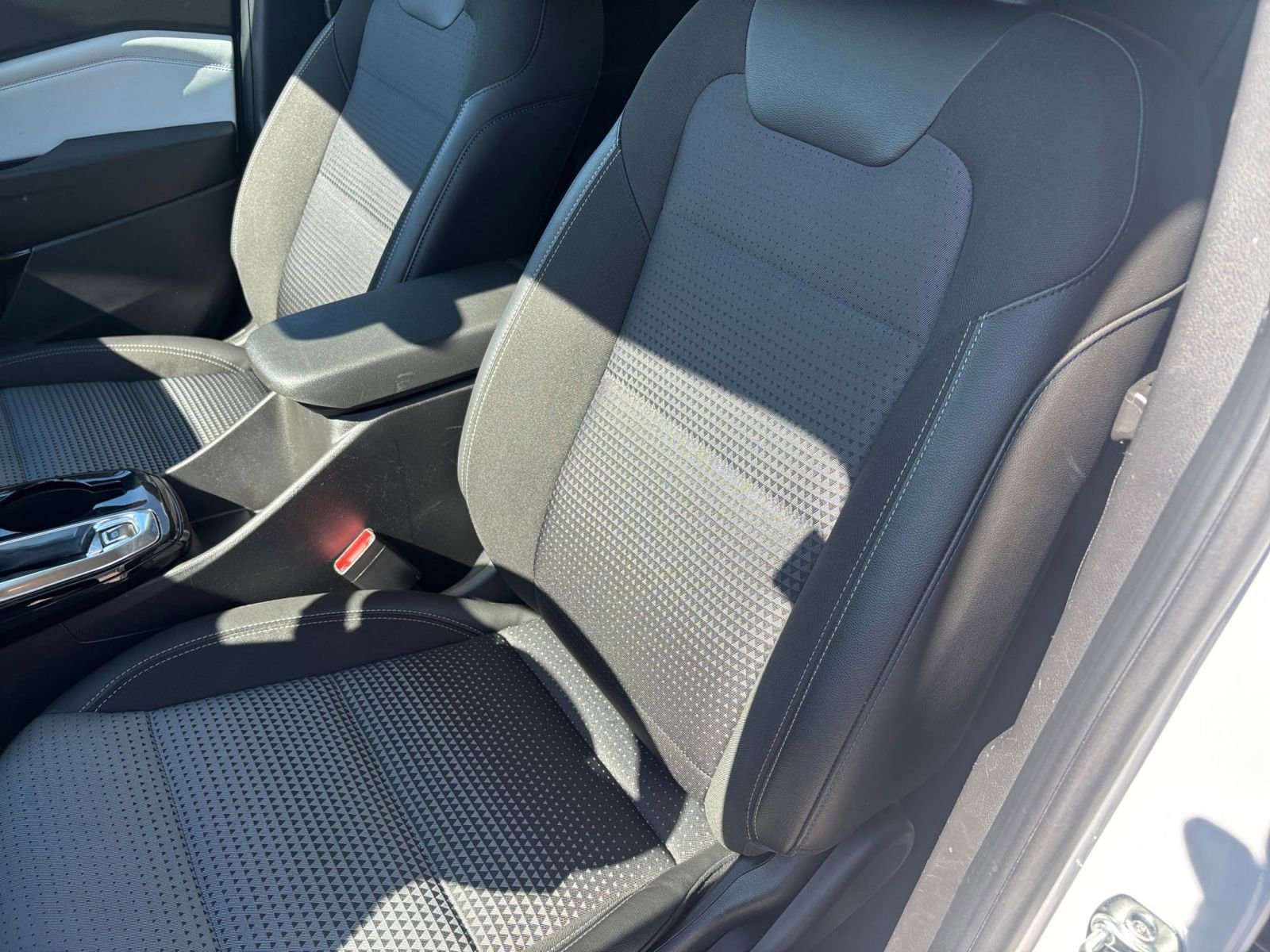 Thumbnail: 2025 Chevrolet Trax - 35