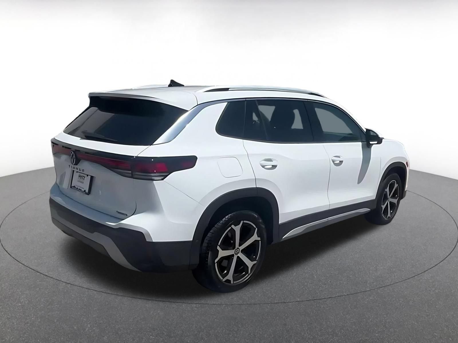 Thumbnail: 2026 Volkswagen Tiguan - 13