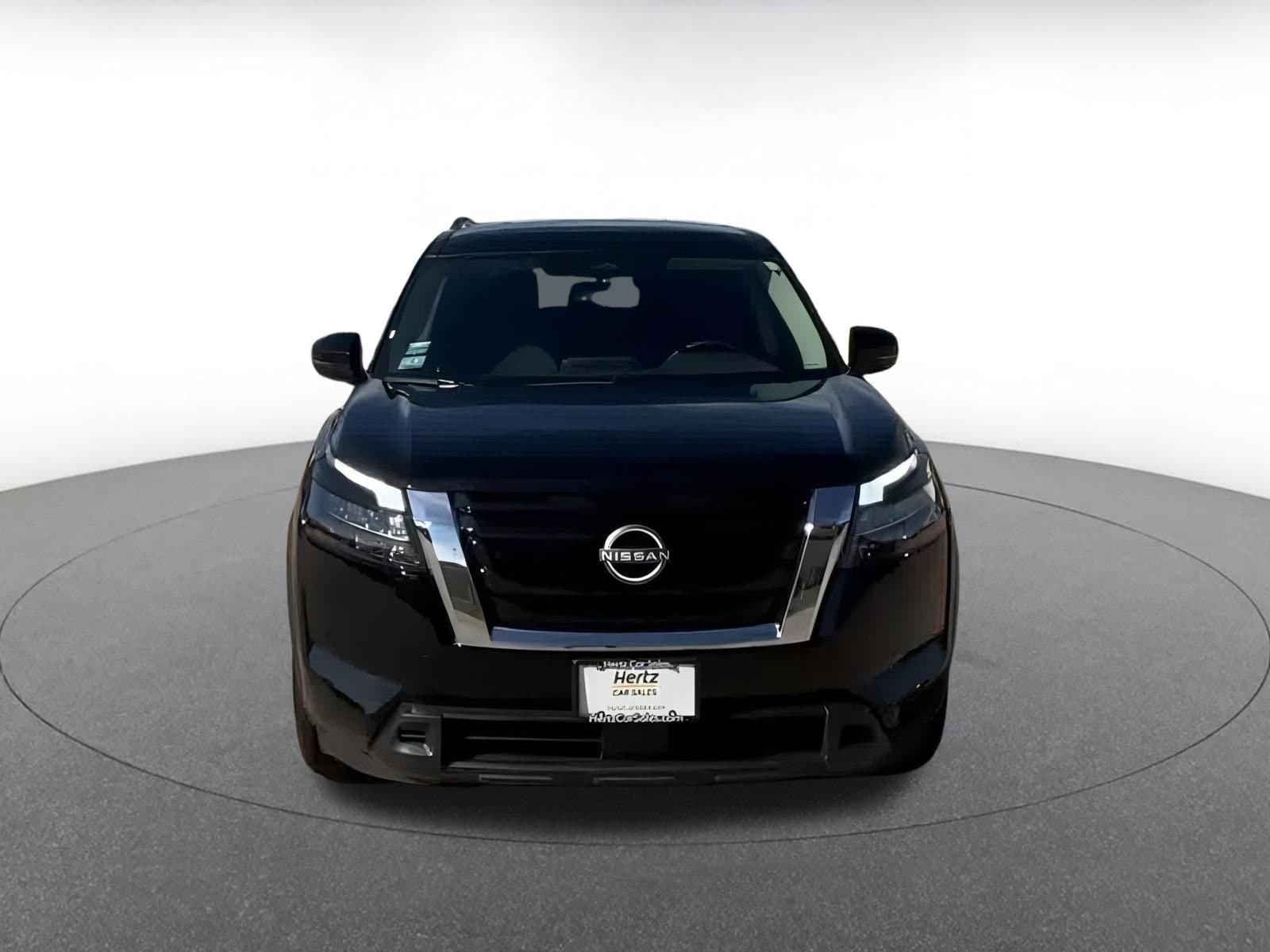 Thumbnail: 2025 Nissan Pathfinder - 3