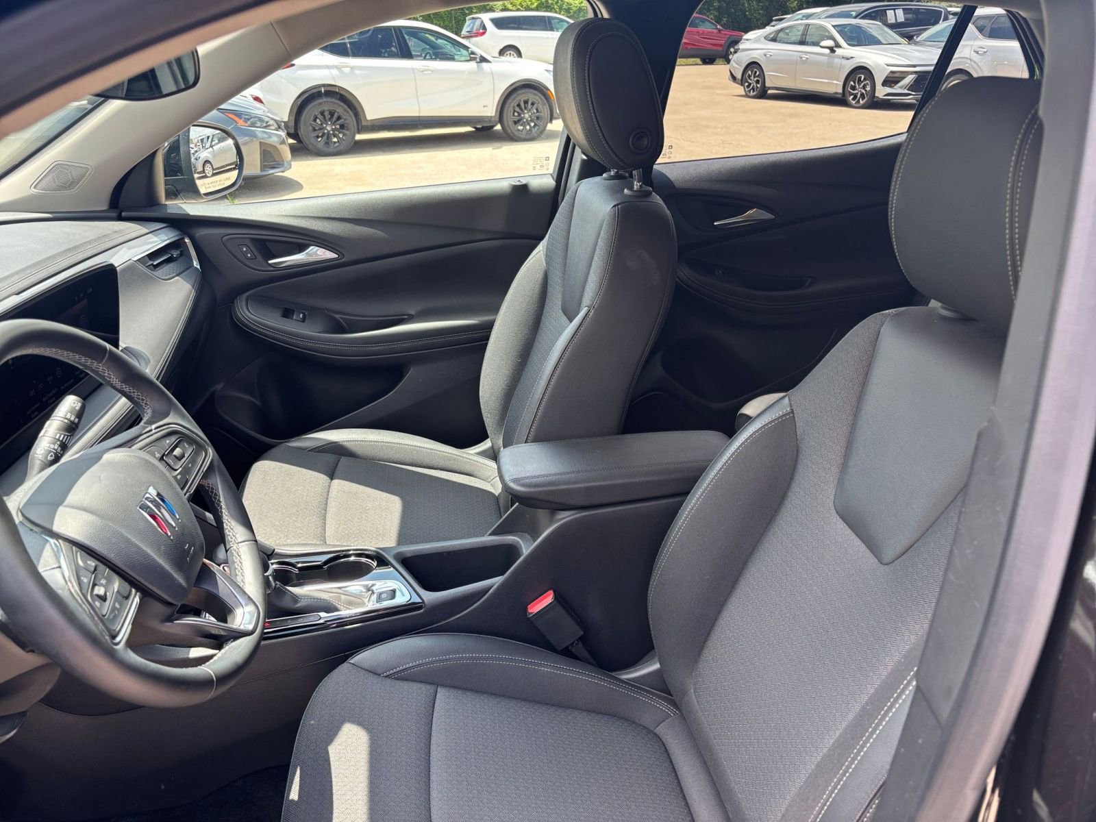 Thumbnail: 2025 Buick Encore GX - 35