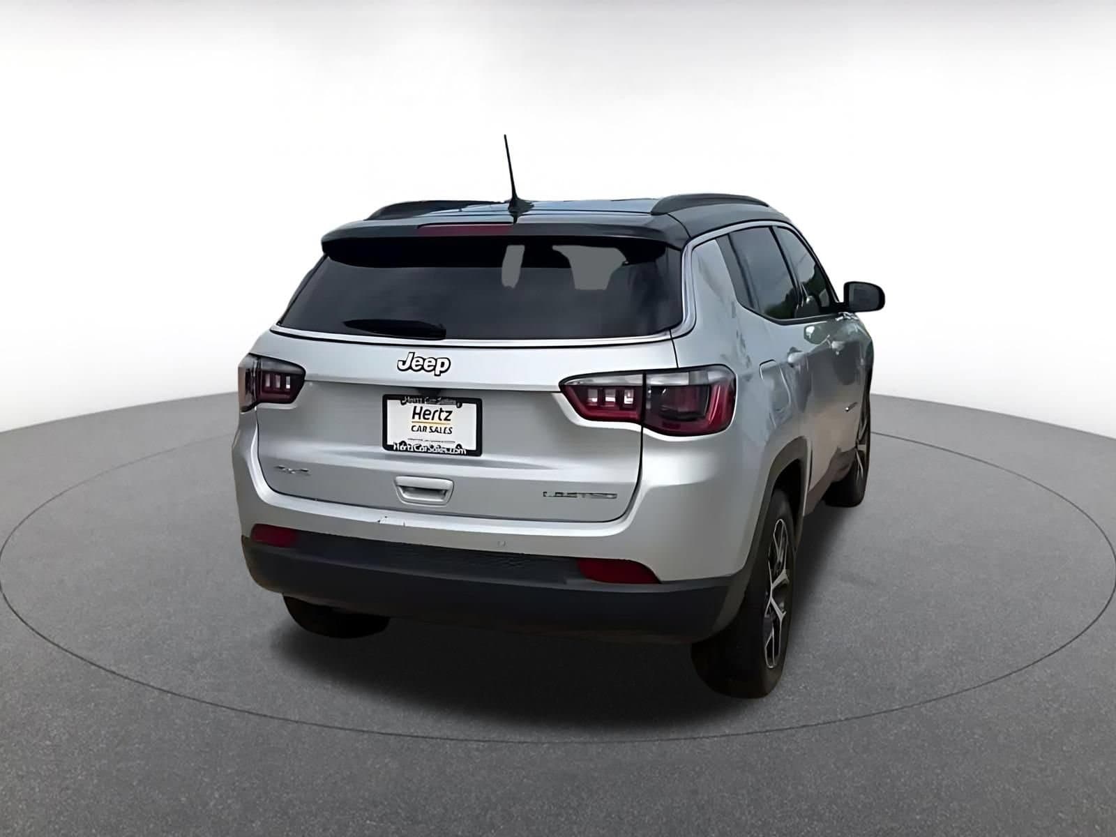 Thumbnail: 2025 Jeep Compass - 15