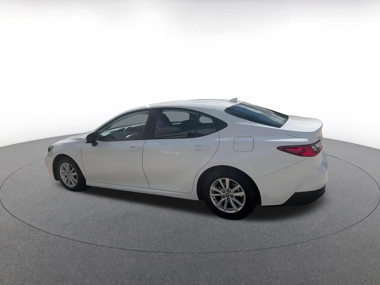 Thumbnail: 2025 Toyota Camry - 10