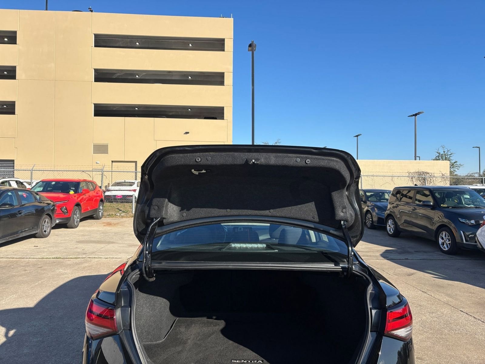 Thumbnail: 2025 Nissan Sentra - 29