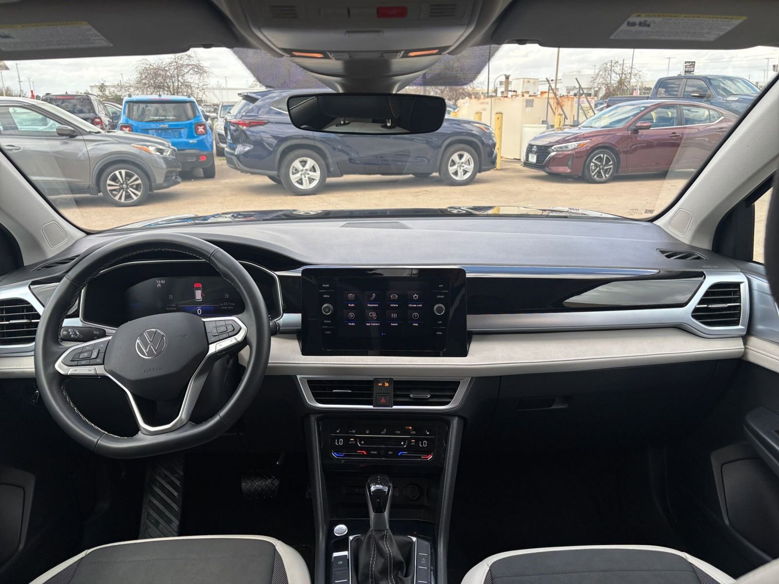 Thumbnail: 2025 Volkswagen Taos - 34