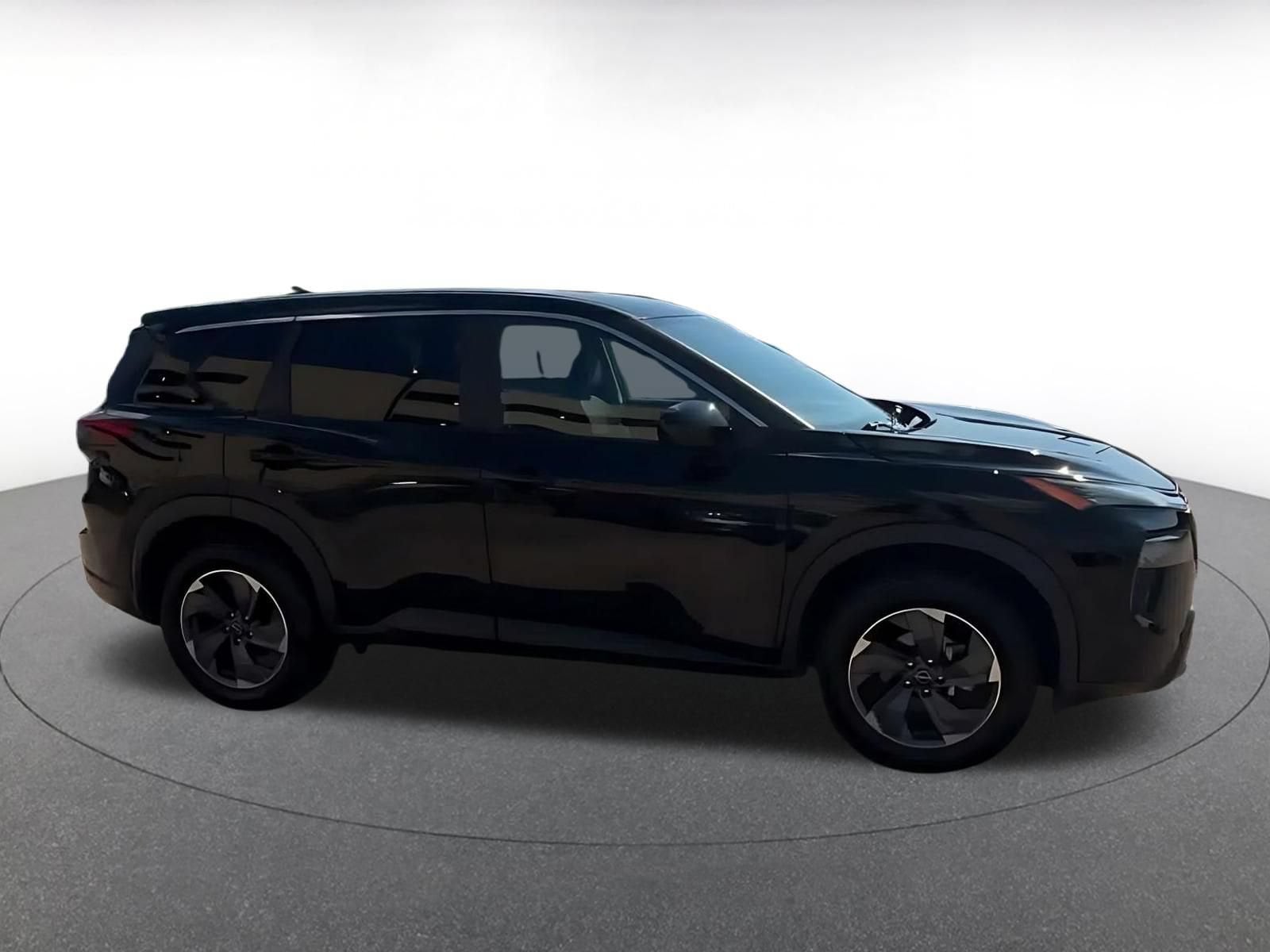 Thumbnail: 2025 Nissan Rogue - 15