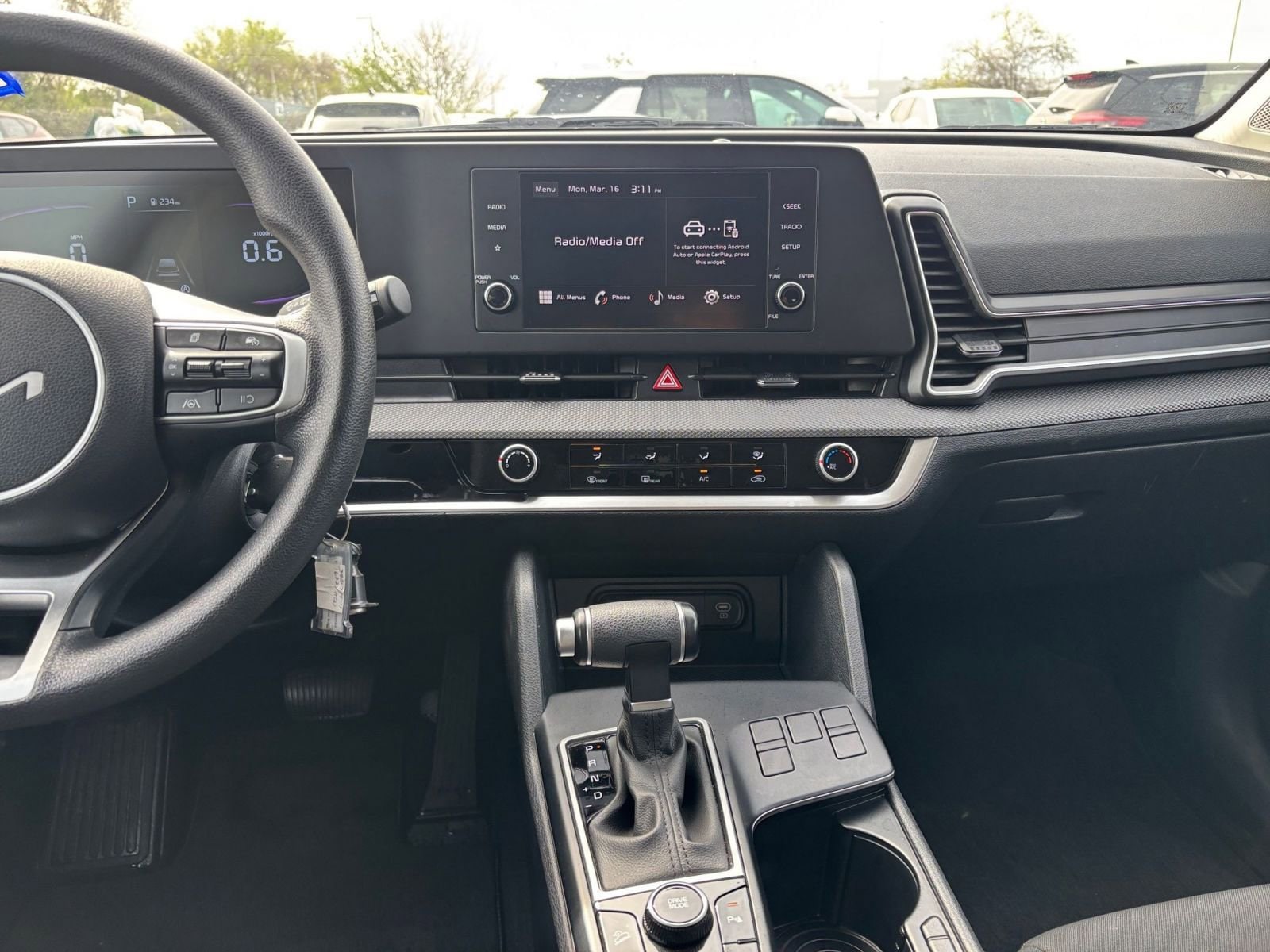 Thumbnail: 2025 Kia Sportage - 17