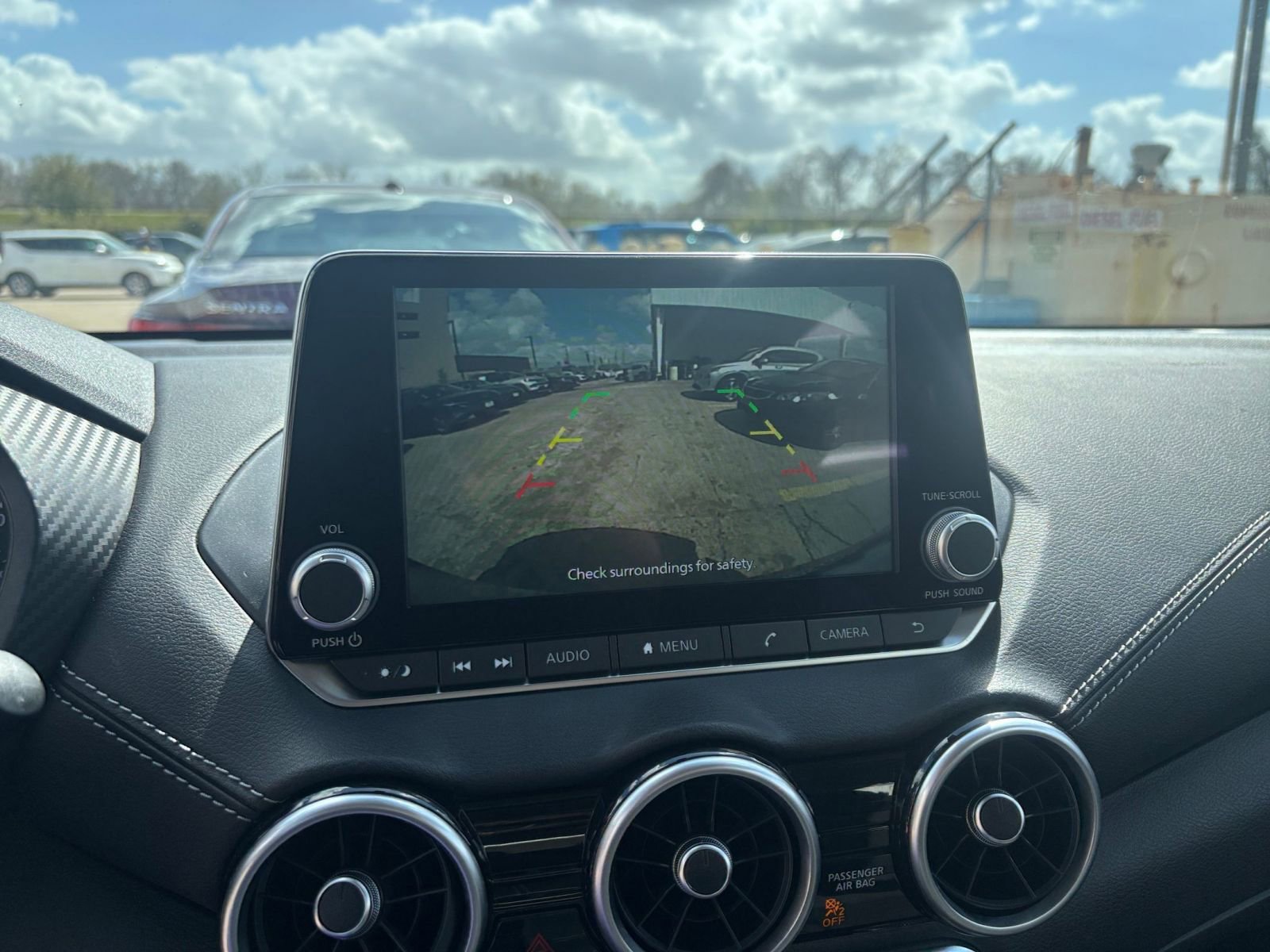 Thumbnail: 2025 Nissan Sentra - 22