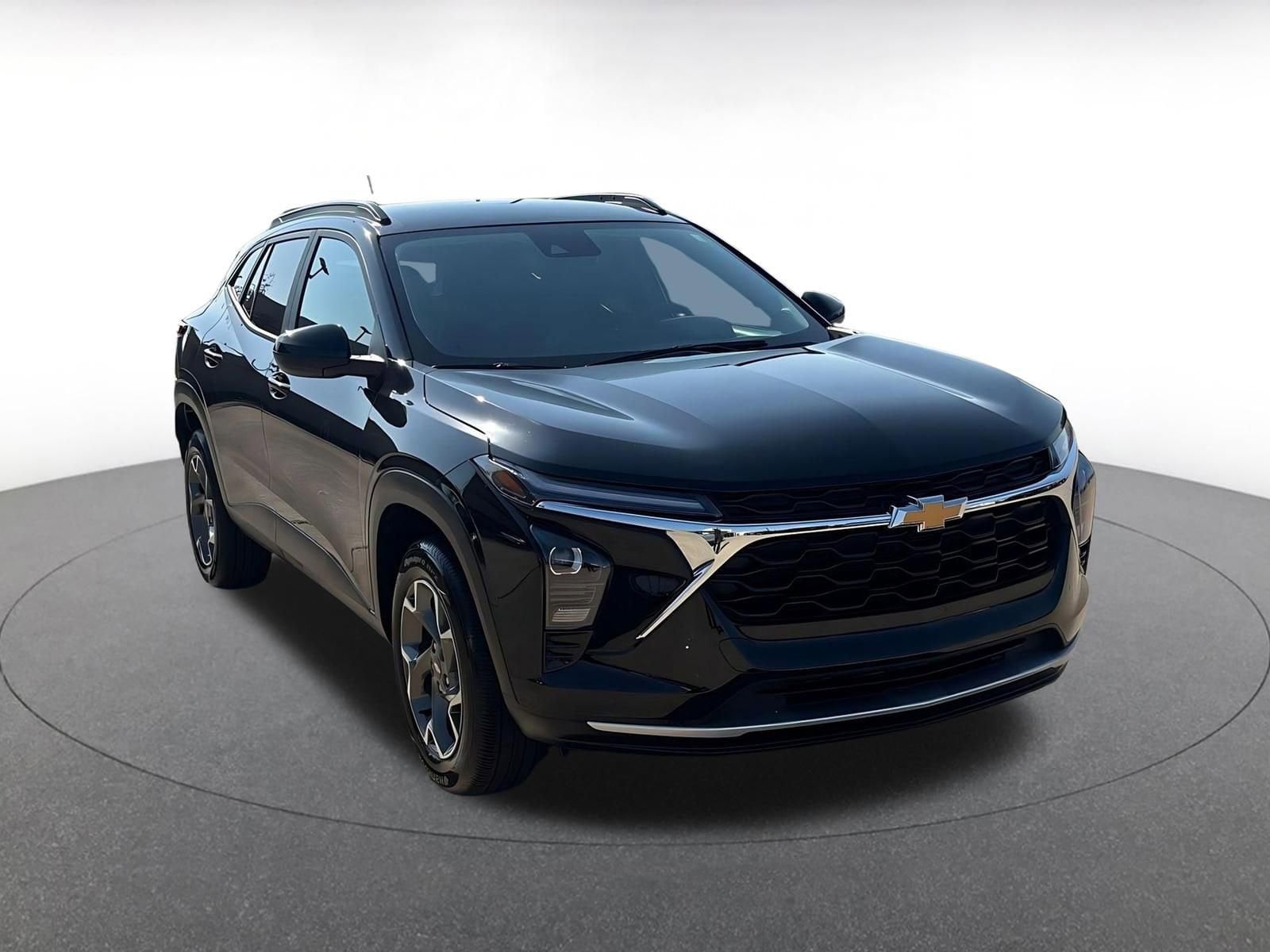 Thumbnail: 2025 Chevrolet Trax - 1