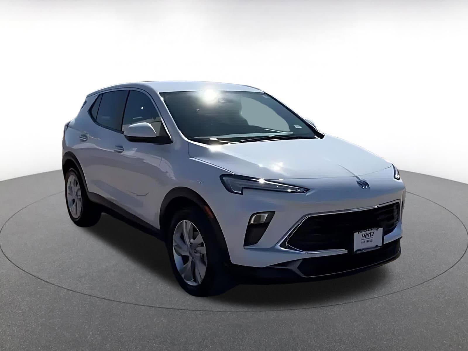 Thumbnail: 2025 Buick Encore GX - 3