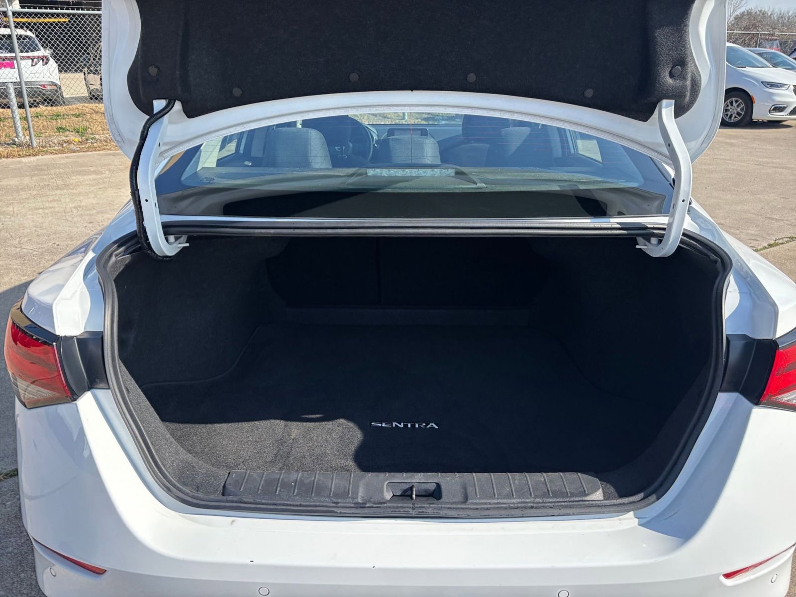 Thumbnail: 2025 Nissan Sentra - 28