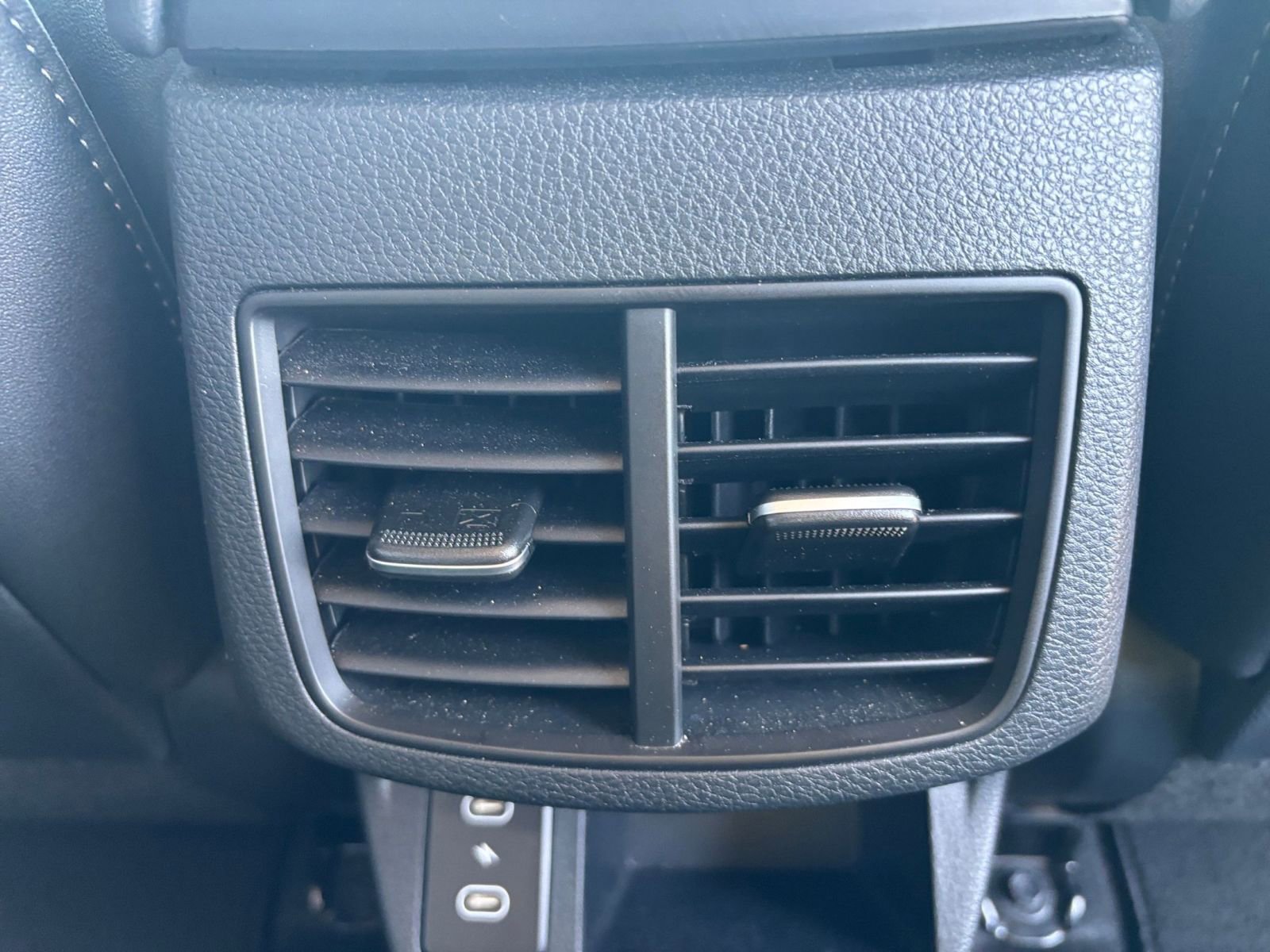 Thumbnail: 2025 Kia Seltos - 23