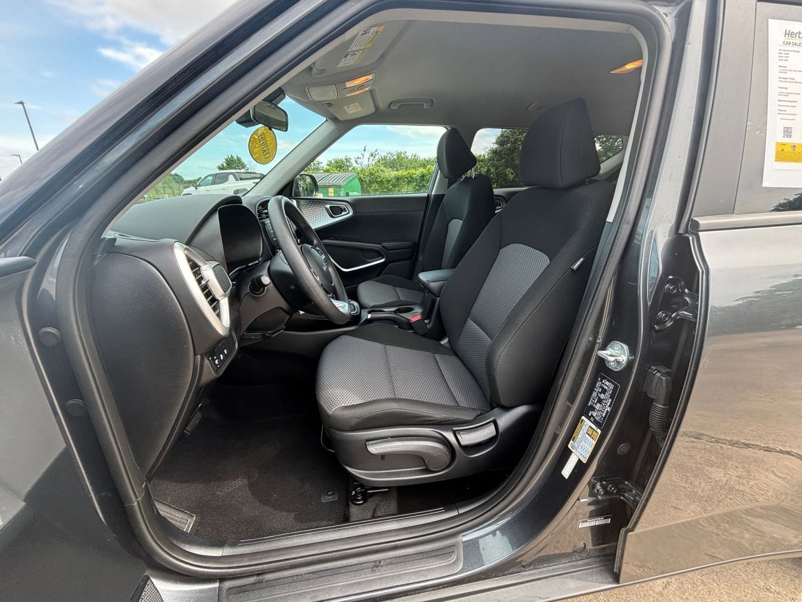 2023 Kia Soul LX 28