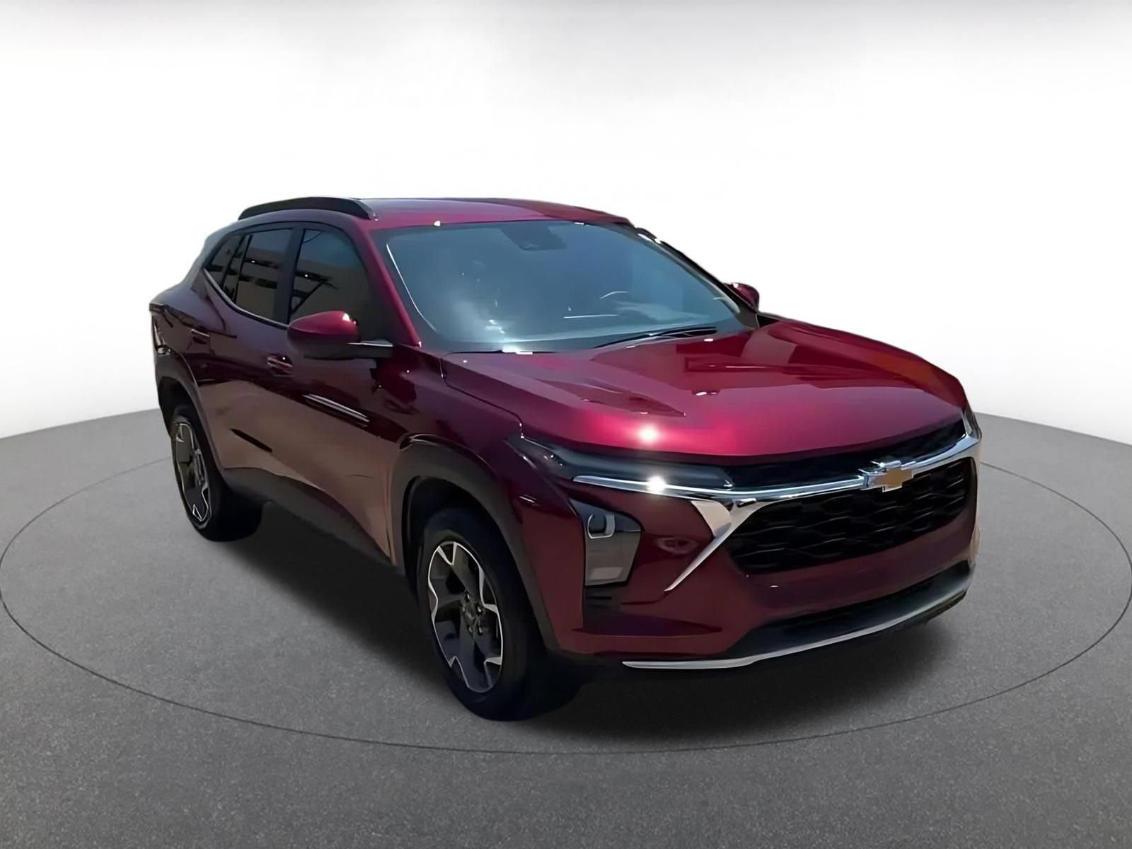 Thumbnail: 2025 Chevrolet Trax - 3