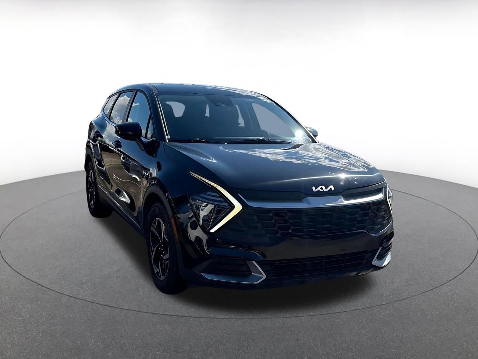 Thumbnail: 2025 Kia Sportage - 1