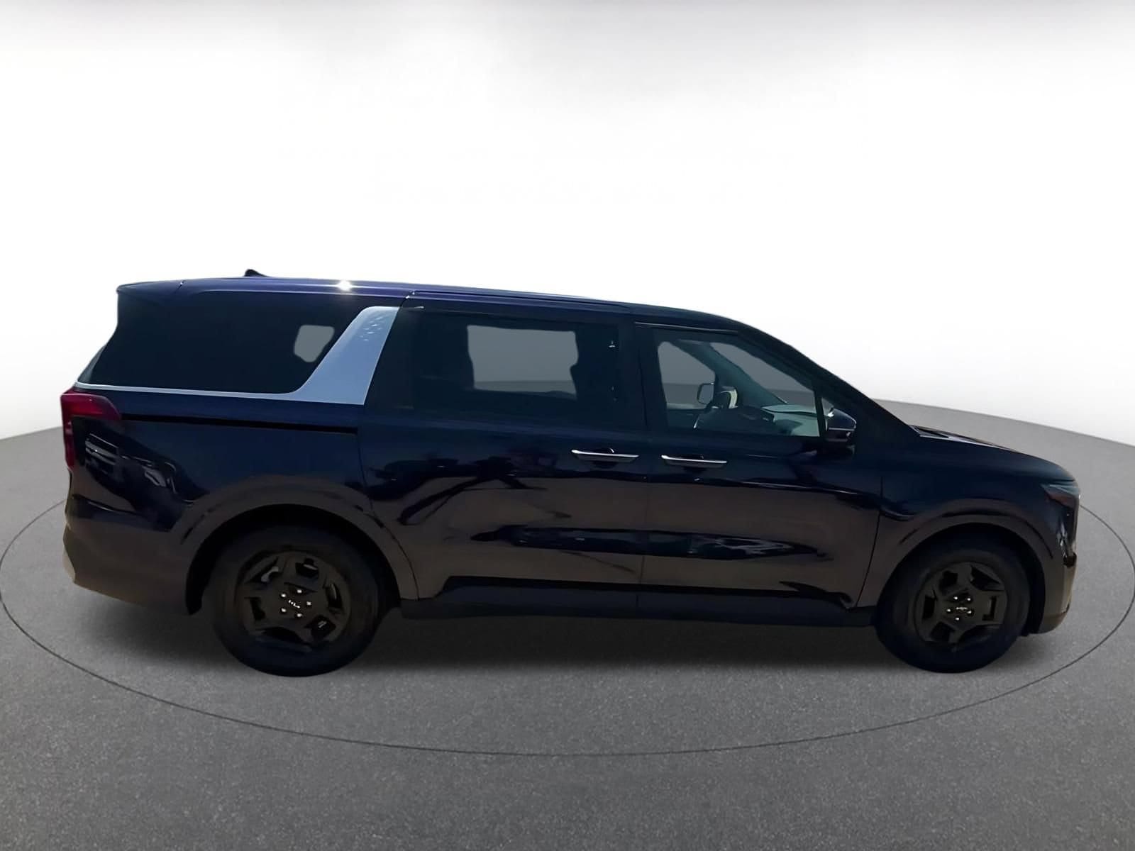 Thumbnail: 2026 Kia Carnival - 15