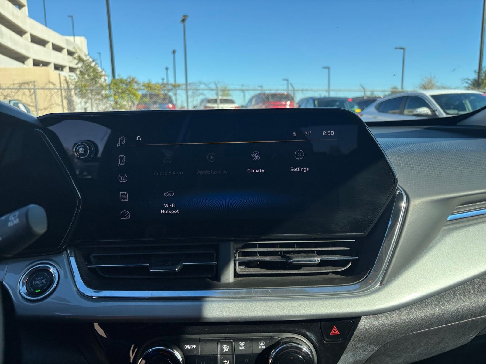 Thumbnail: 2025 Chevrolet Trax - 21