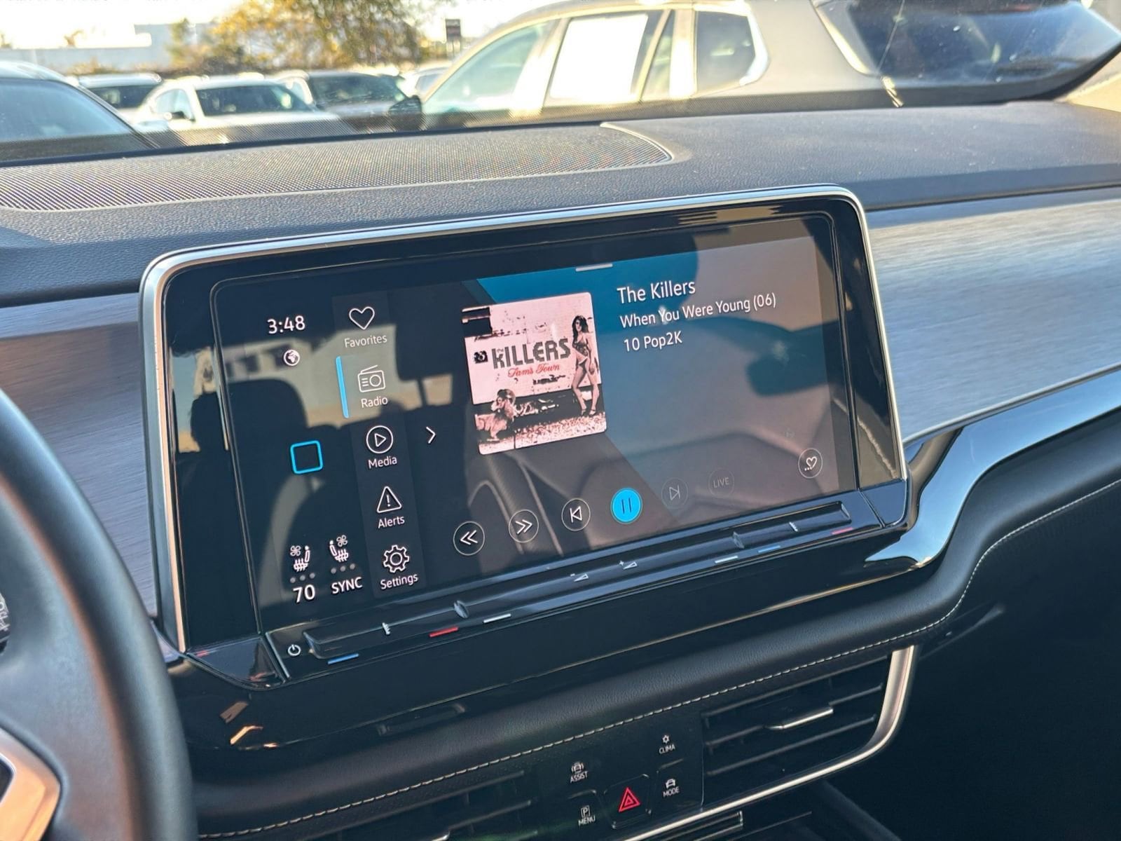 Thumbnail: 2025 Volkswagen Atlas - 21