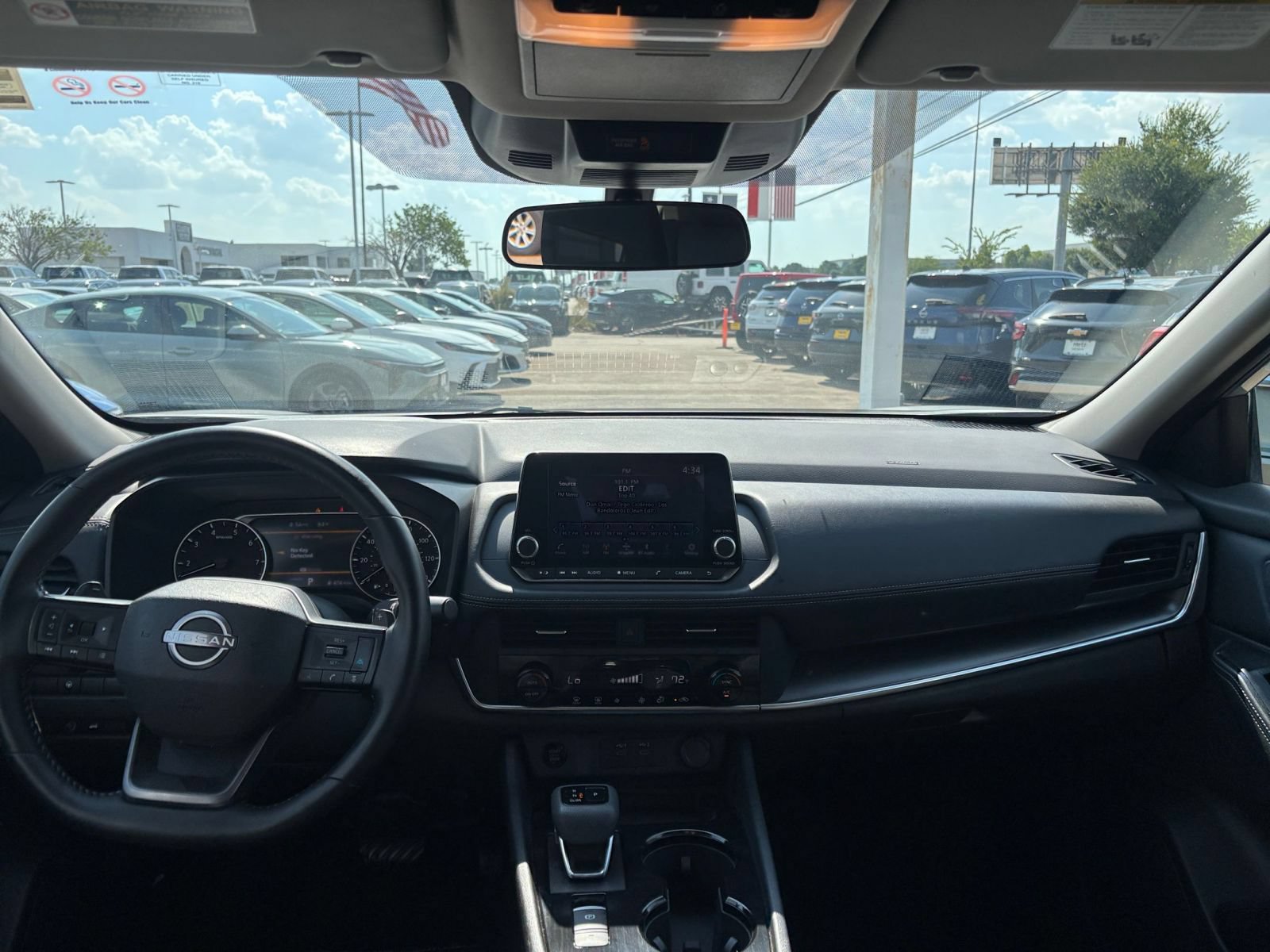 Thumbnail: 2025 Nissan Rogue - 30