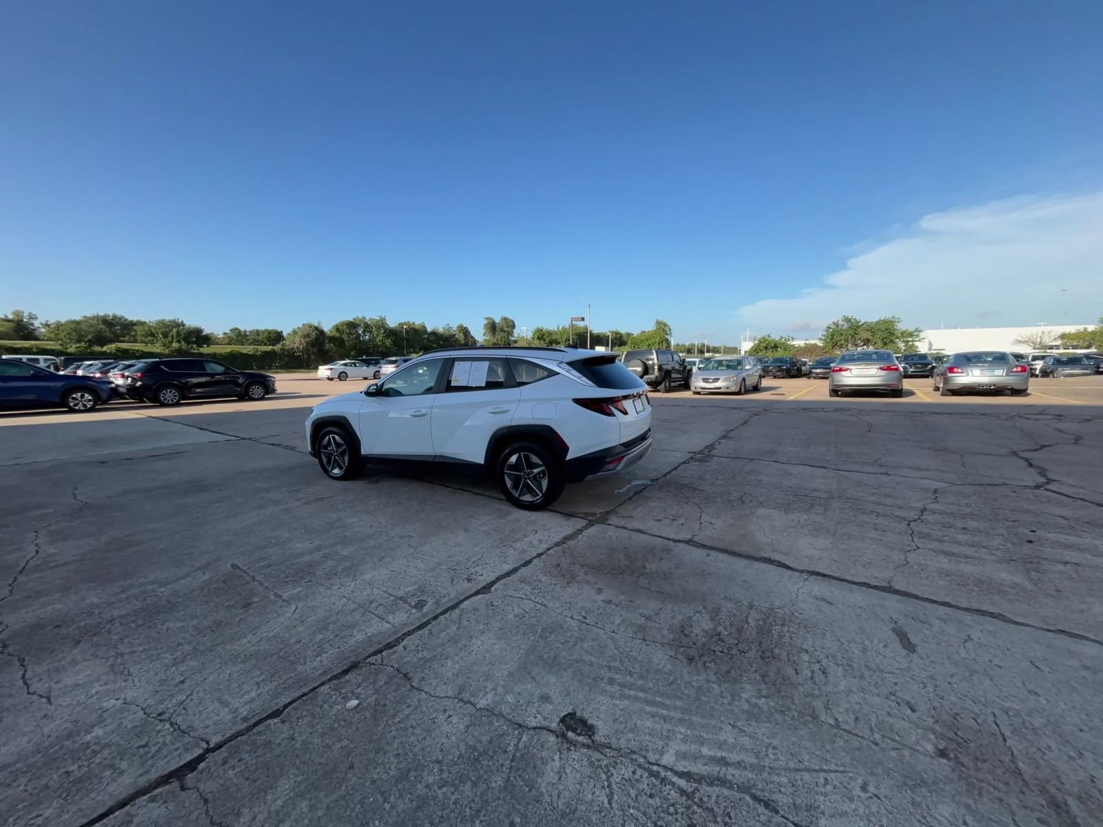 Thumbnail: 2025 Hyundai Tucson - 15