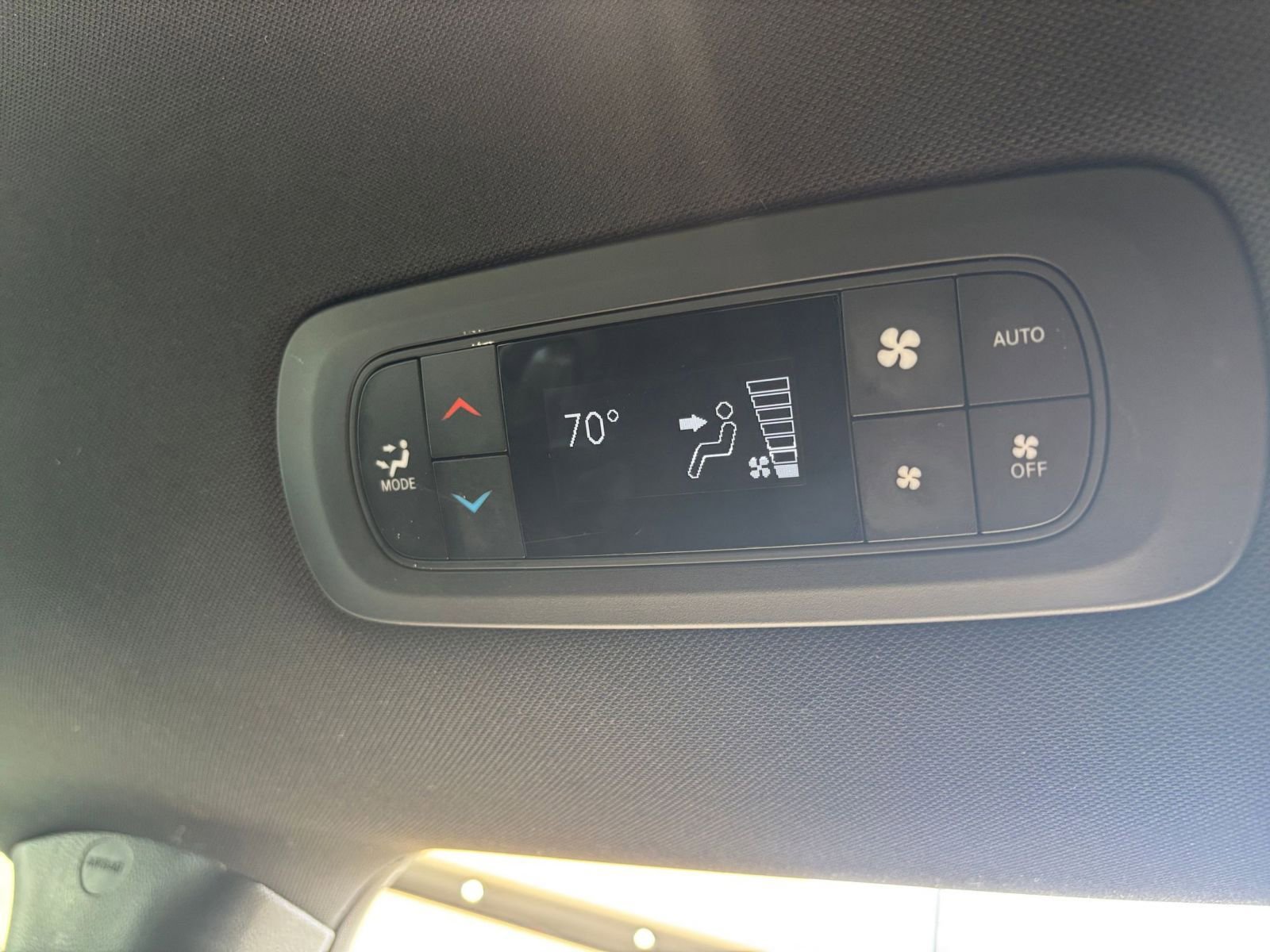 Thumbnail: 2025 Chrysler Pacifica - 24