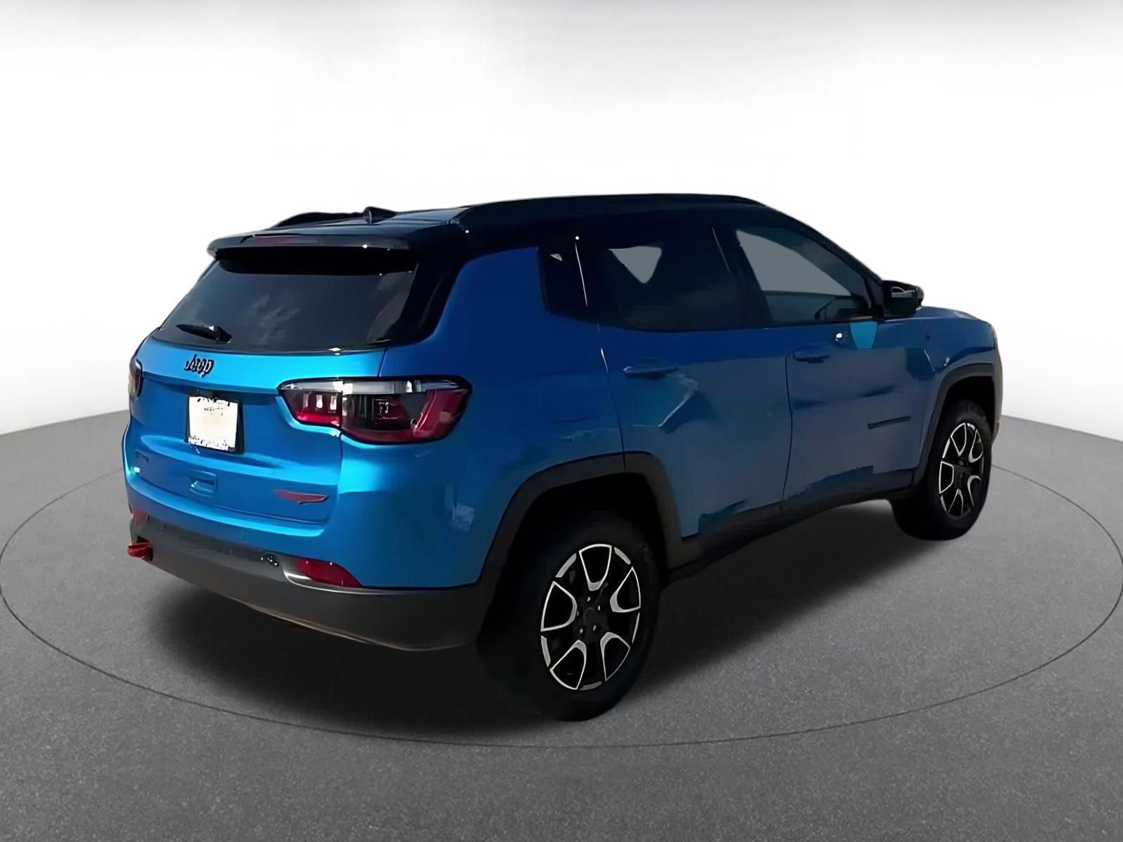 Thumbnail: 2025 Jeep Compass - 14