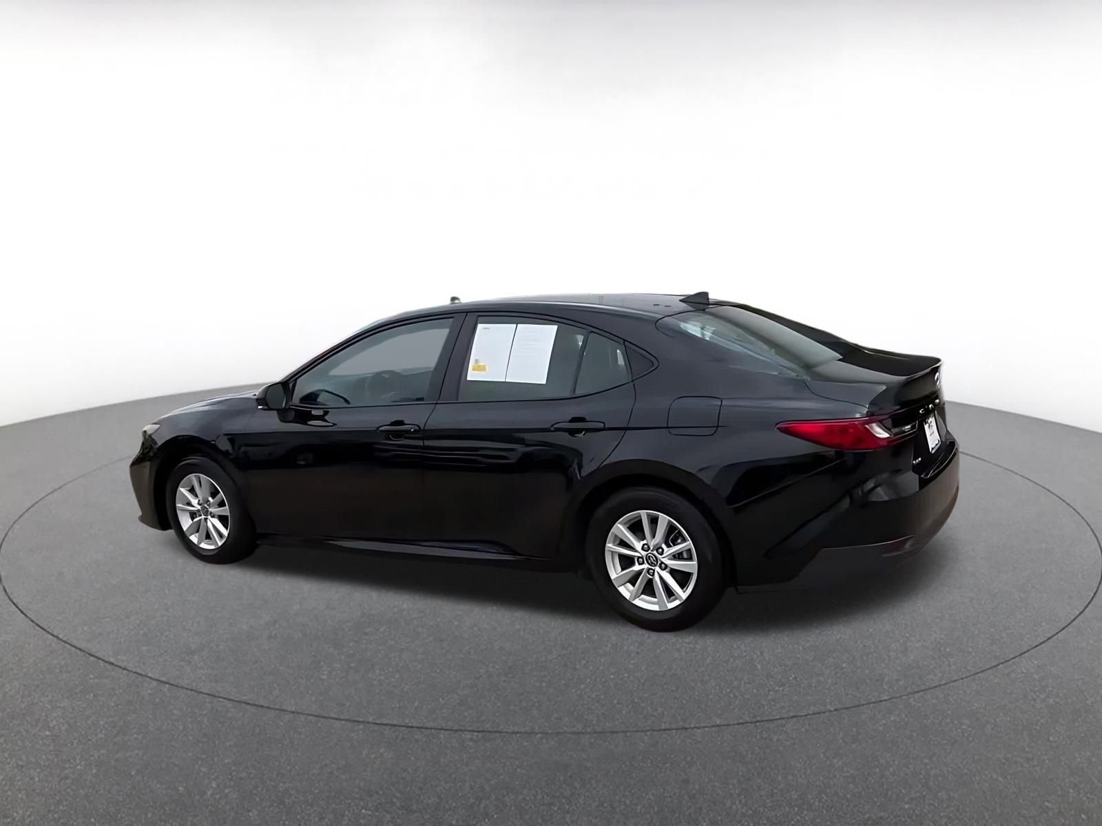 Thumbnail: 2025 Toyota Camry - 4