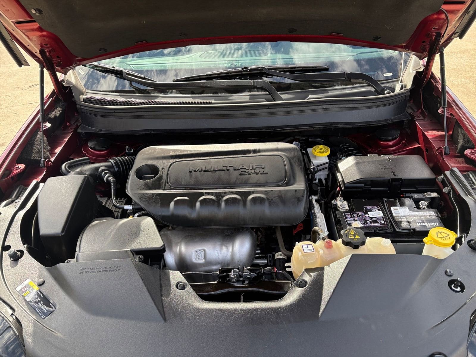 Thumbnail: 2020 Jeep Cherokee - 32