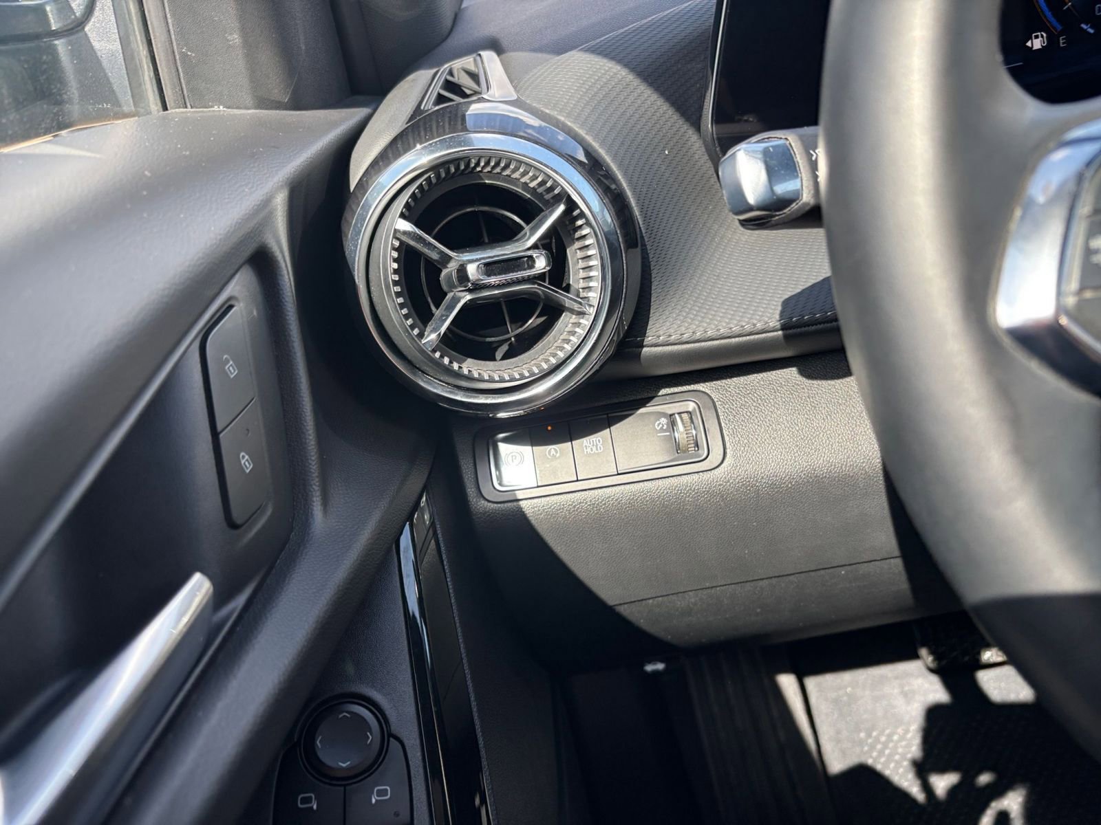 Thumbnail: 2025 Chevrolet Equinox - 34