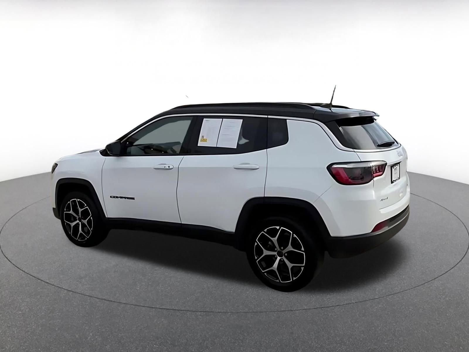 Thumbnail: 2025 Jeep Compass - 10