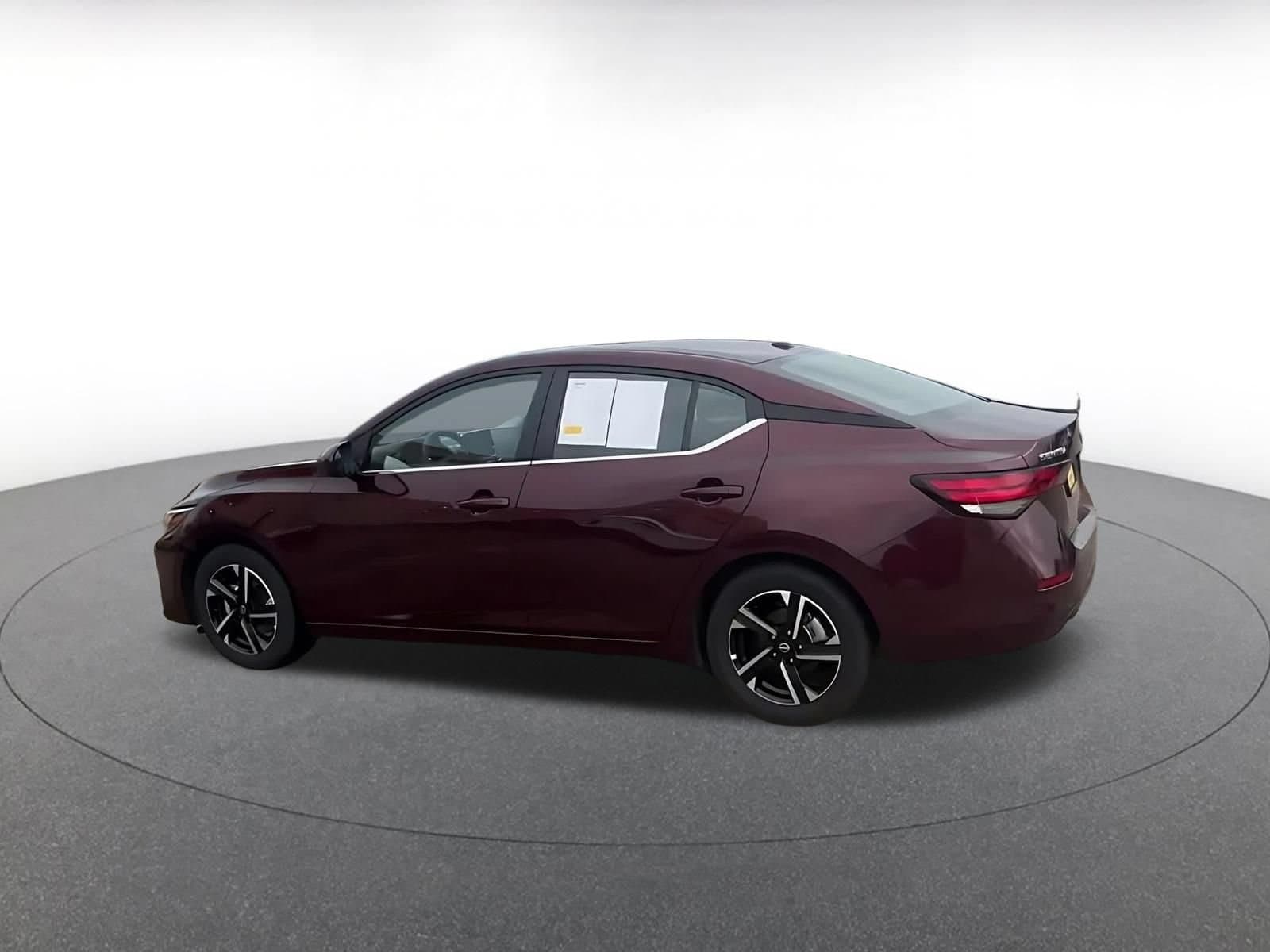 Thumbnail: 2025 Nissan Sentra - 10