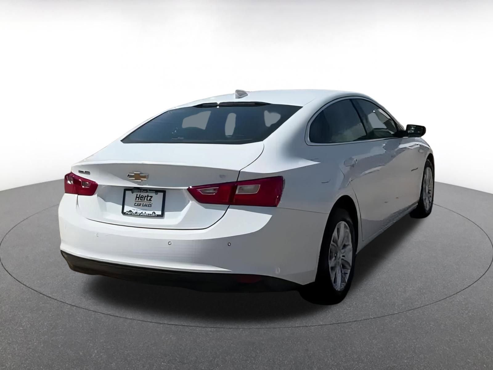 Thumbnail: 2024 Chevrolet Malibu - 12