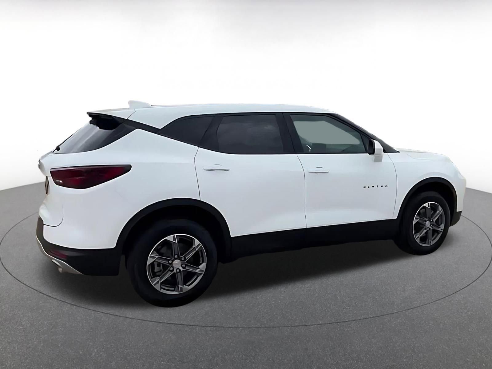 Thumbnail: 2025 Chevrolet Blazer - 9
