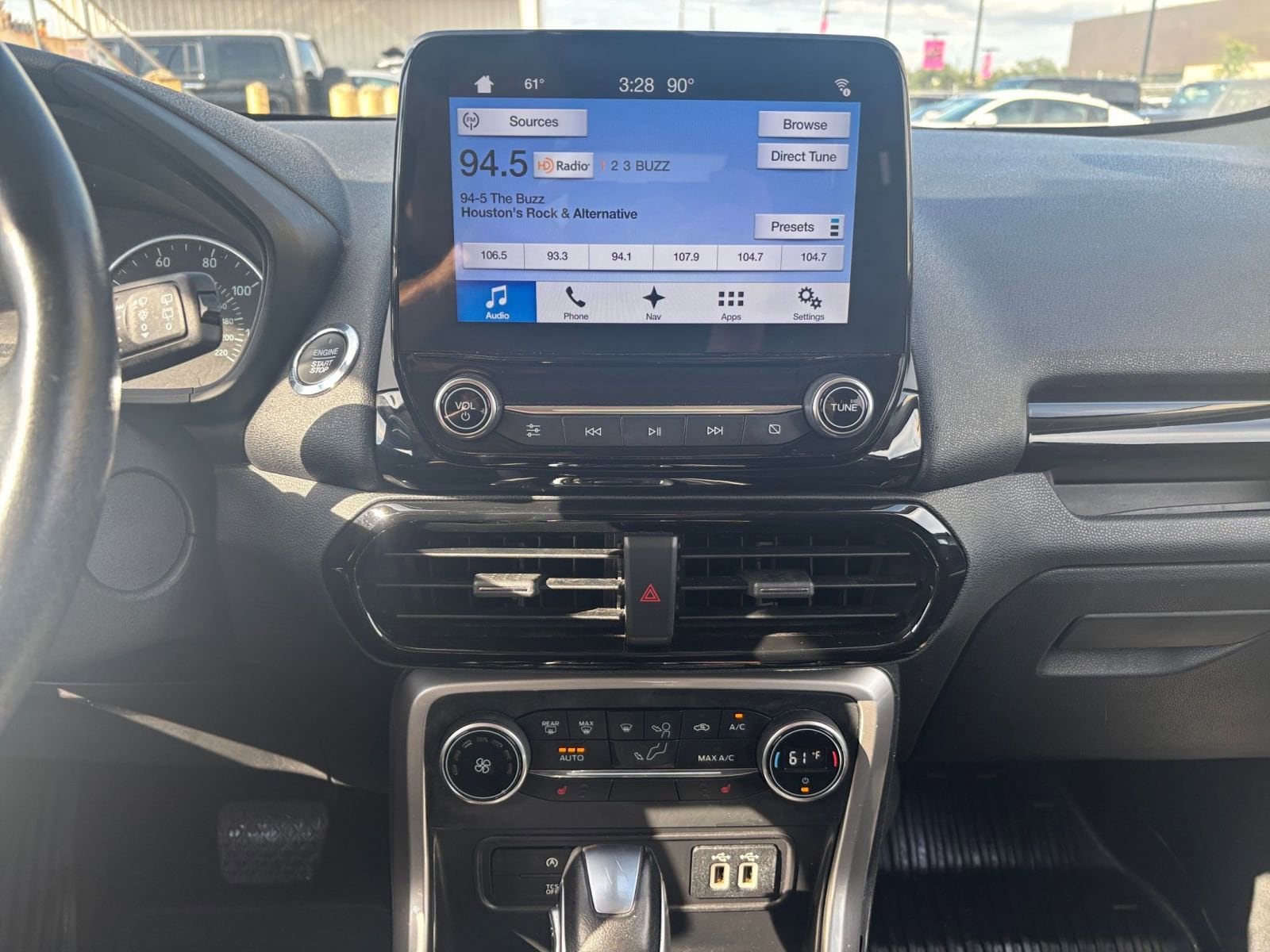 Thumbnail: 2018 Ford EcoSport - 18