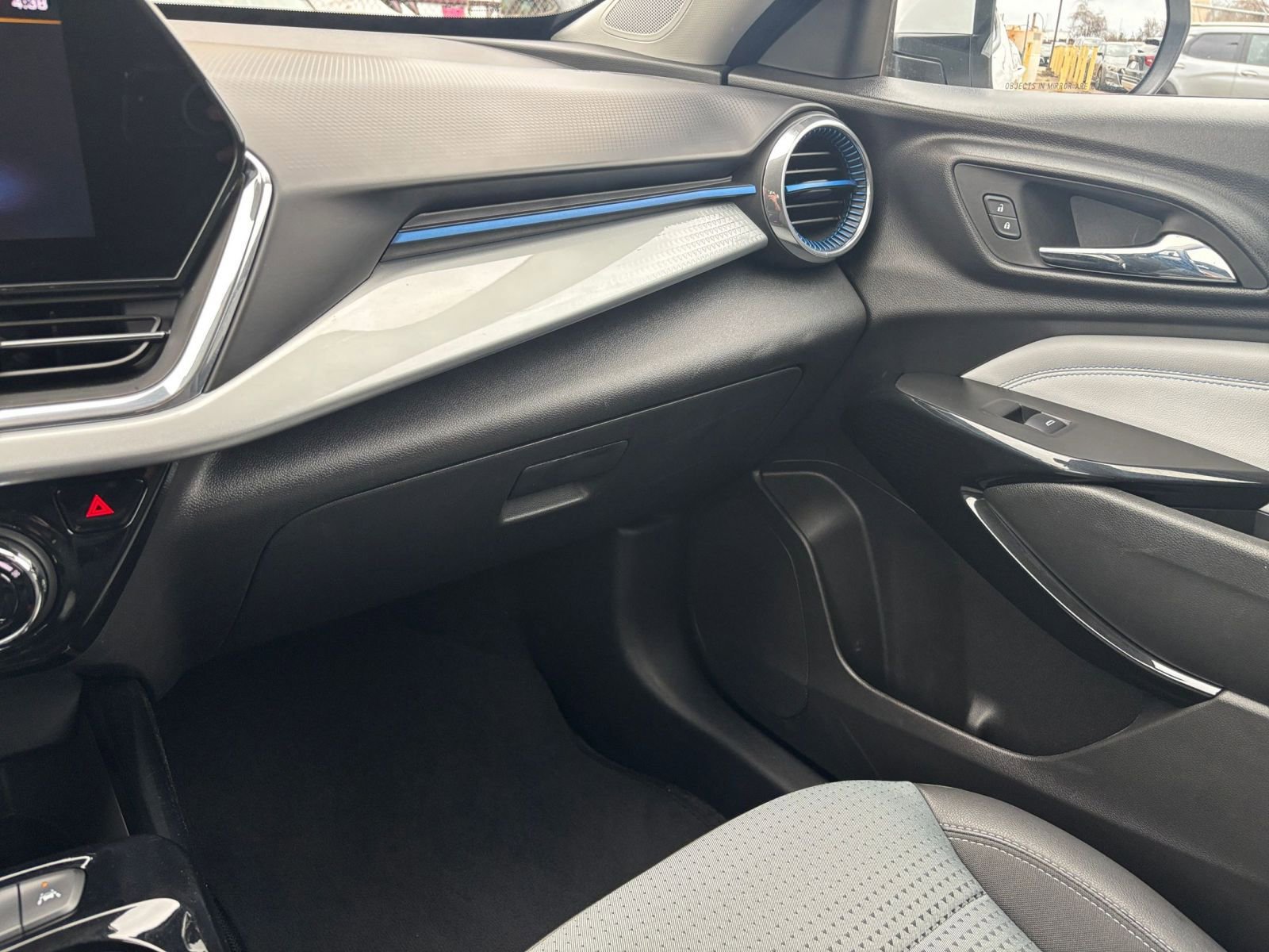 Thumbnail: 2025 Chevrolet Trax - 34