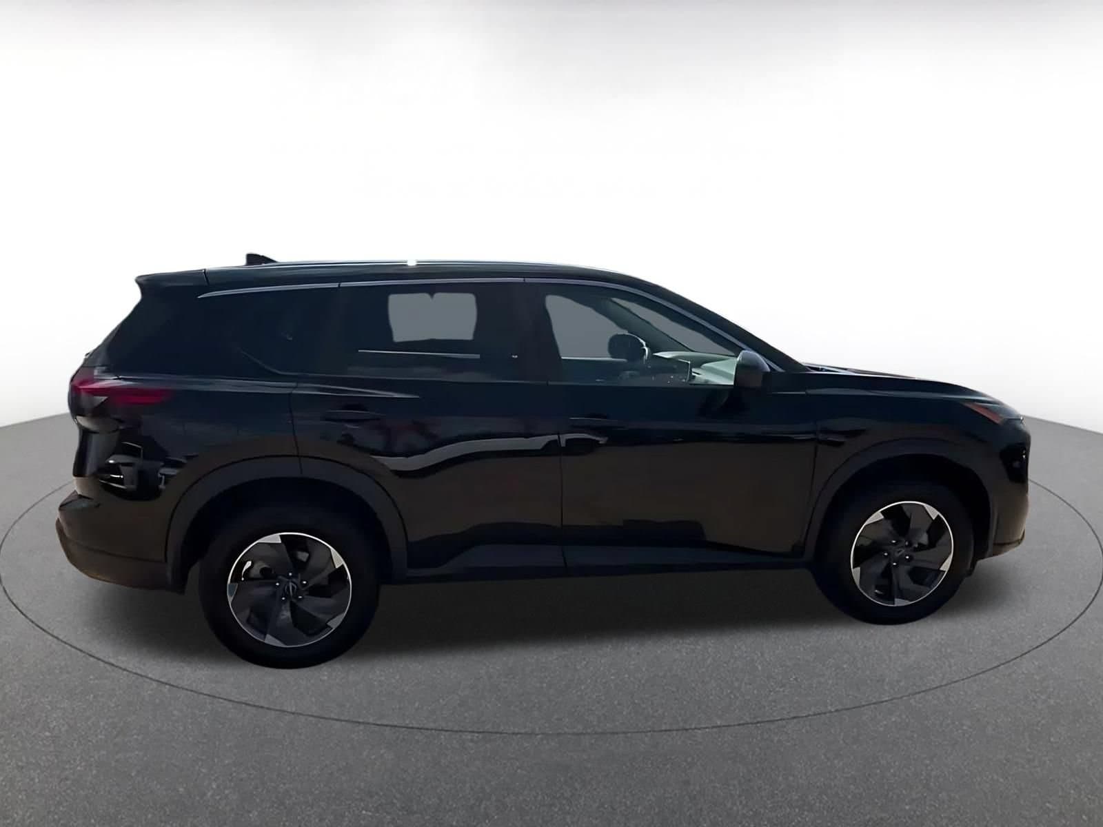 Thumbnail: 2025 Nissan Rogue - 15