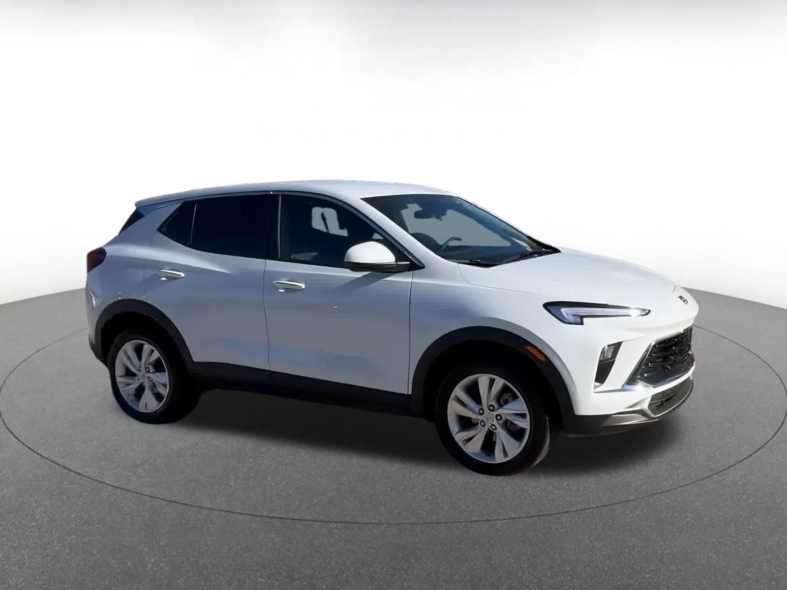 Thumbnail: 2025 Buick Encore GX - 2