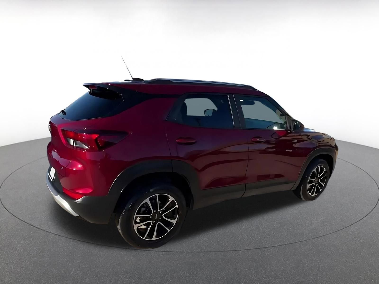 Thumbnail: 2025 Chevrolet TrailBlazer - 14