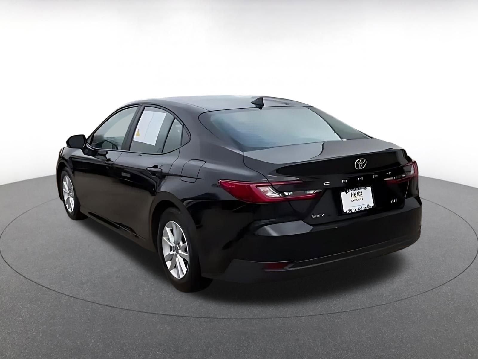 Thumbnail: 2025 Toyota Camry - 11