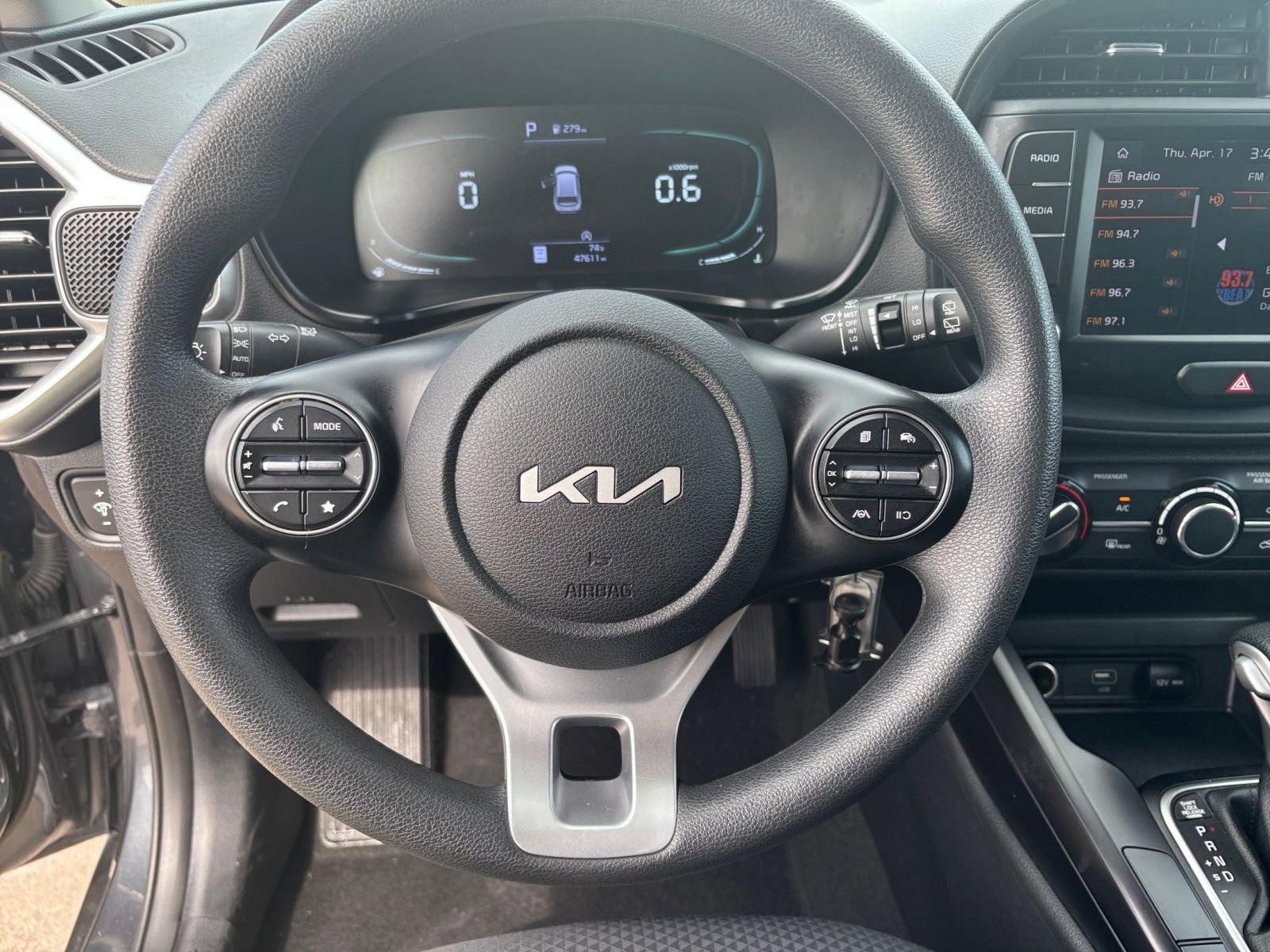 2023 Kia Soul LX 20