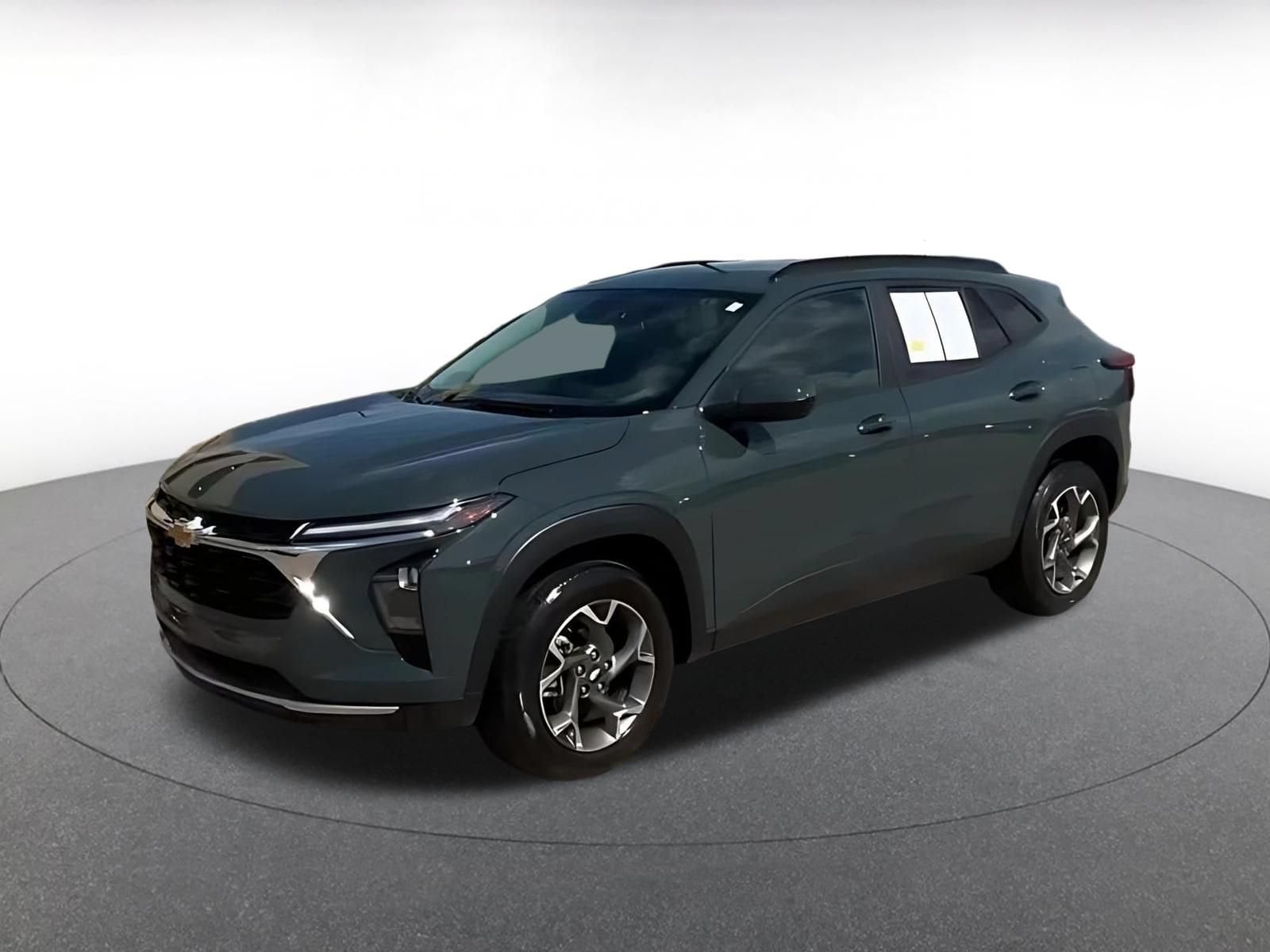 Thumbnail: 2025 Chevrolet Trax - 7