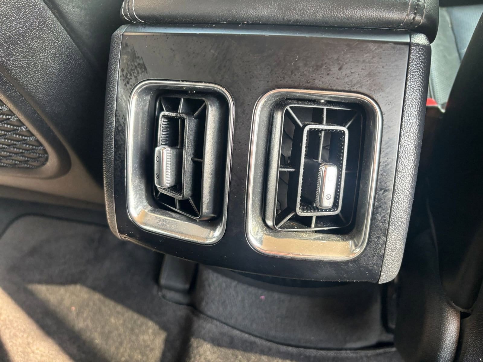 Thumbnail: 2024 Kia Sorento - 27