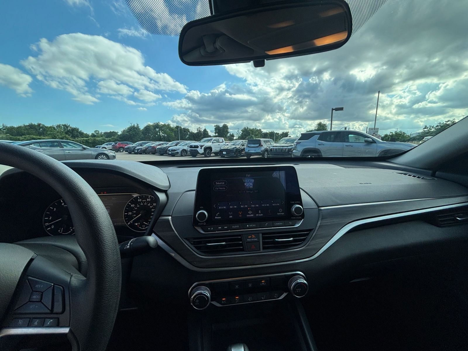 Thumbnail: 2025 Nissan Altima - 32