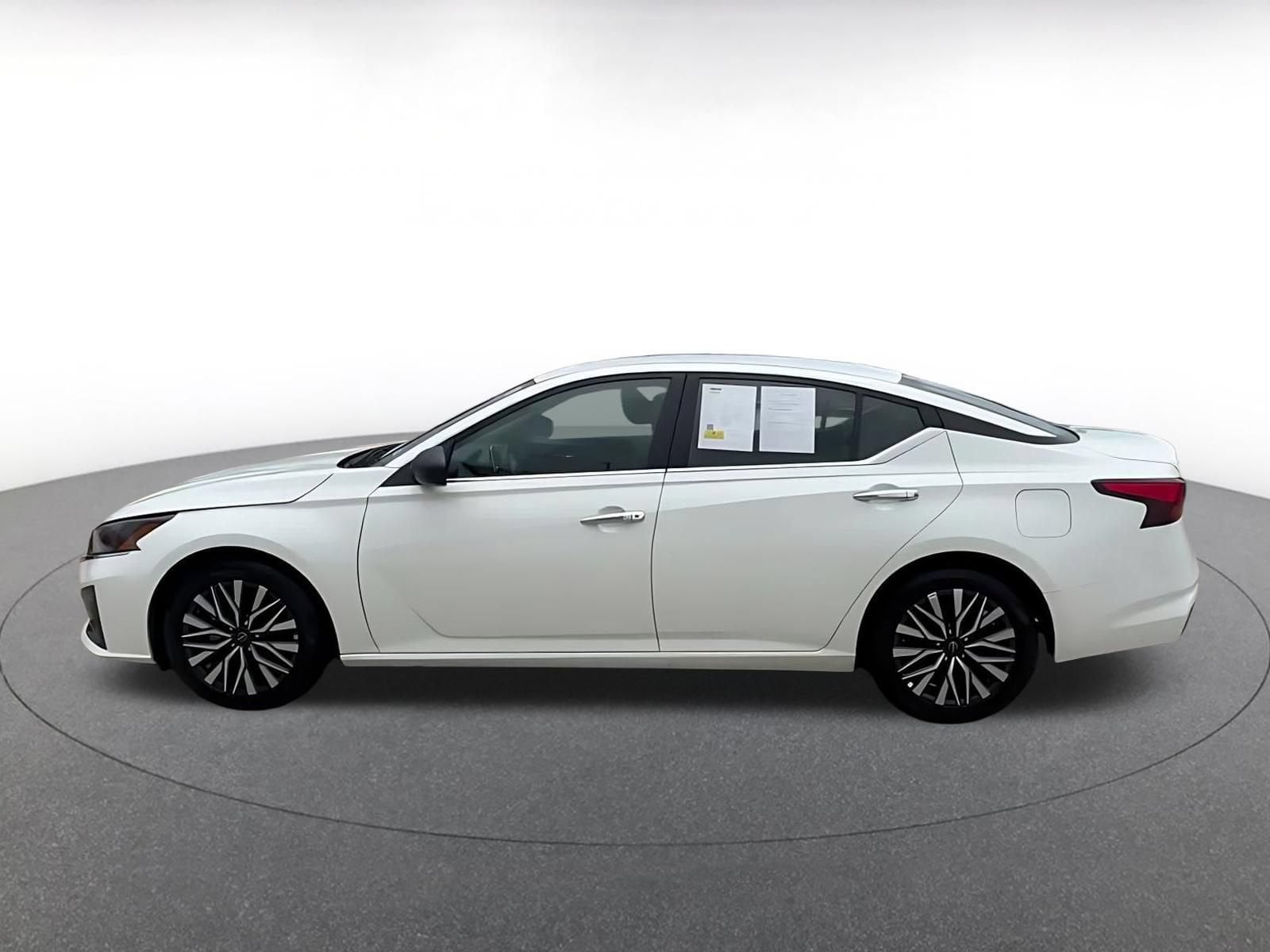 Thumbnail: 2025 Nissan Altima - 7