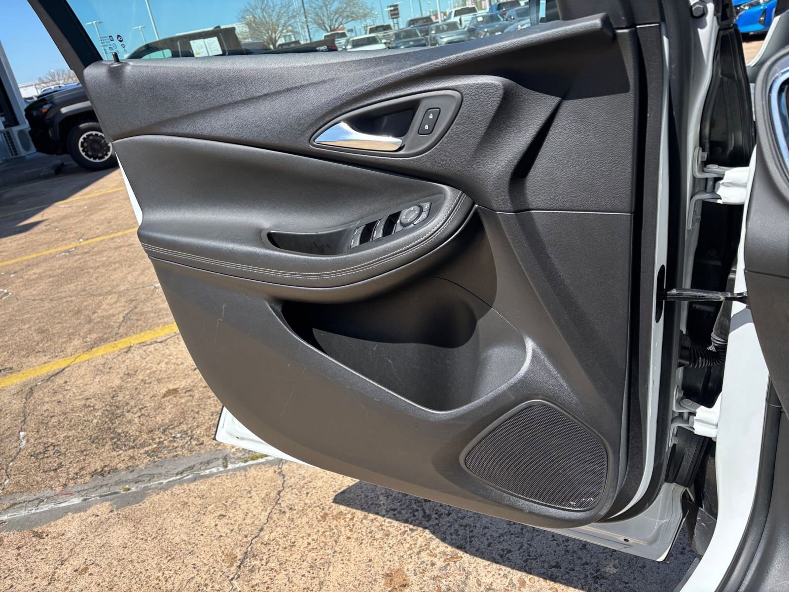 Thumbnail: 2025 Buick Encore GX - 18