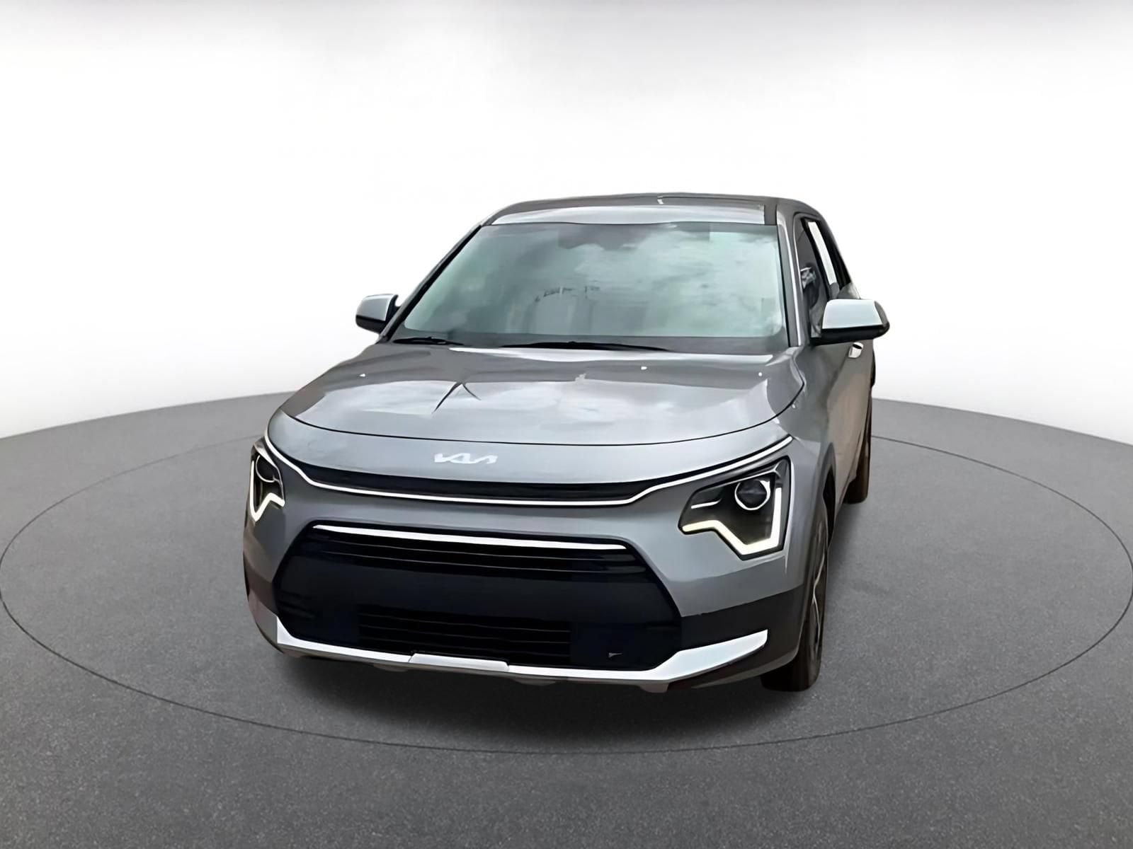 Thumbnail: 2026 Kia Niro - 5