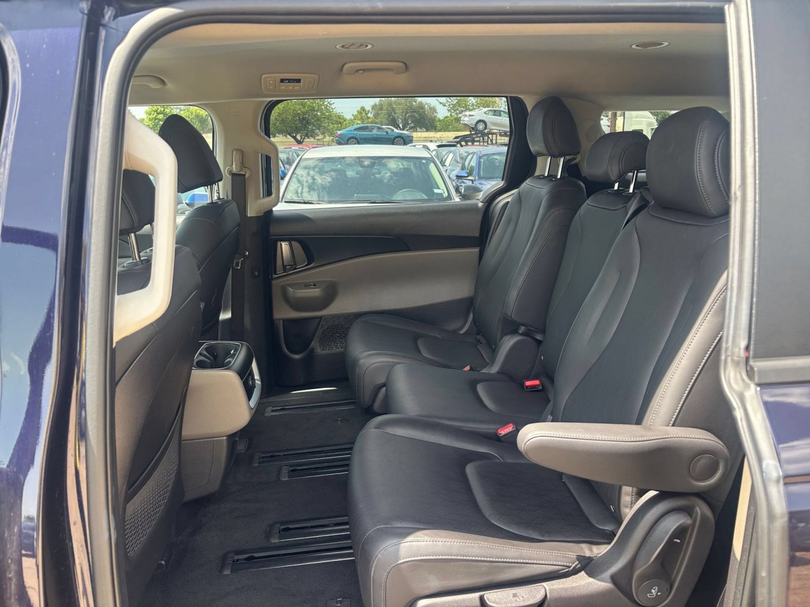 Thumbnail: 2026 Kia Carnival - 28