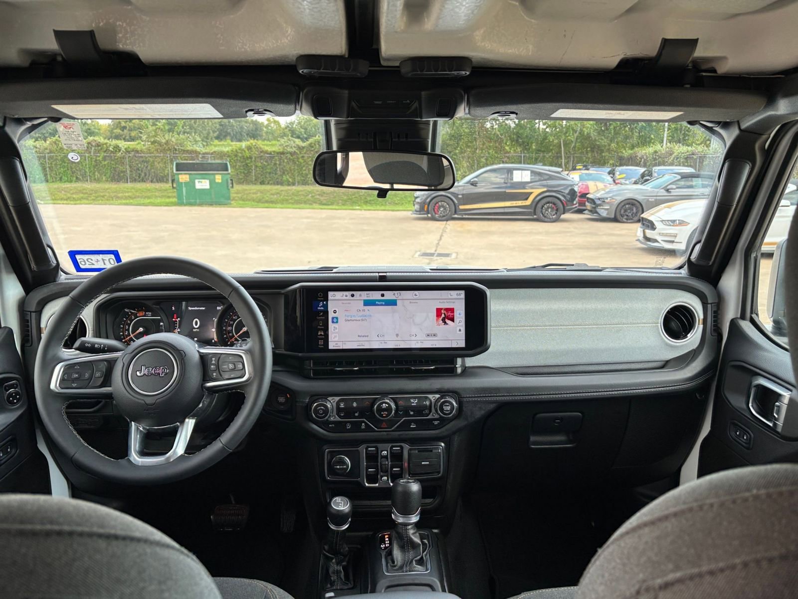 Thumbnail: 2025 Jeep Wrangler - 32