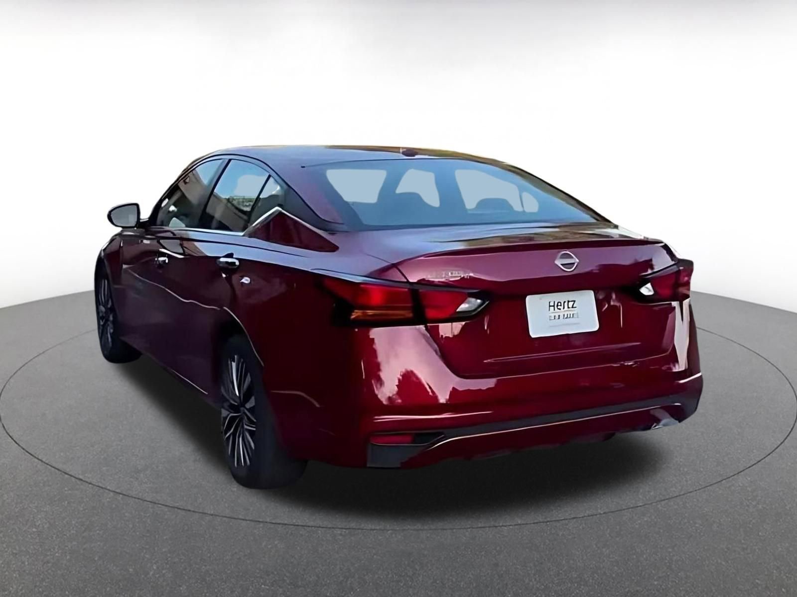 Thumbnail: 2025 Nissan Altima - 10