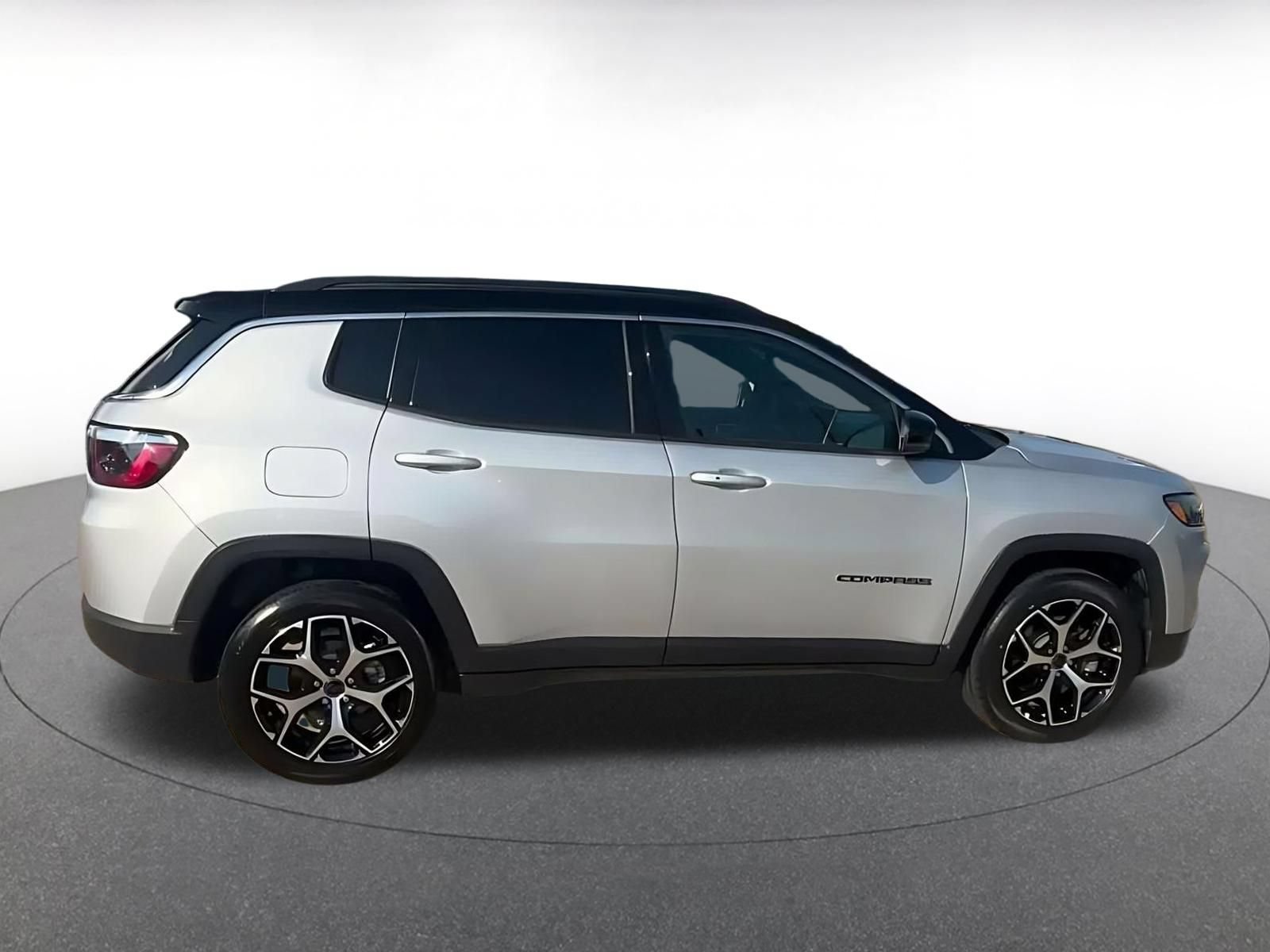 Thumbnail: 2025 Jeep Compass - 15