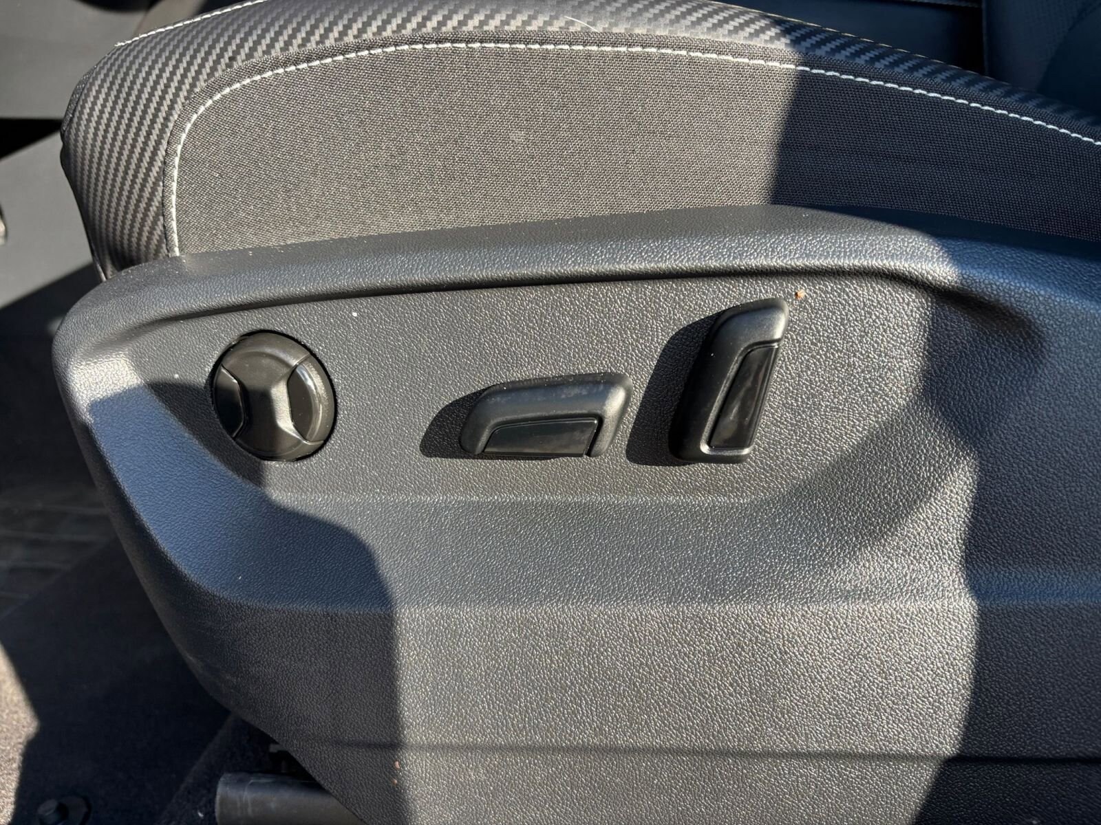 Thumbnail: 2025 Volkswagen Atlas - 24